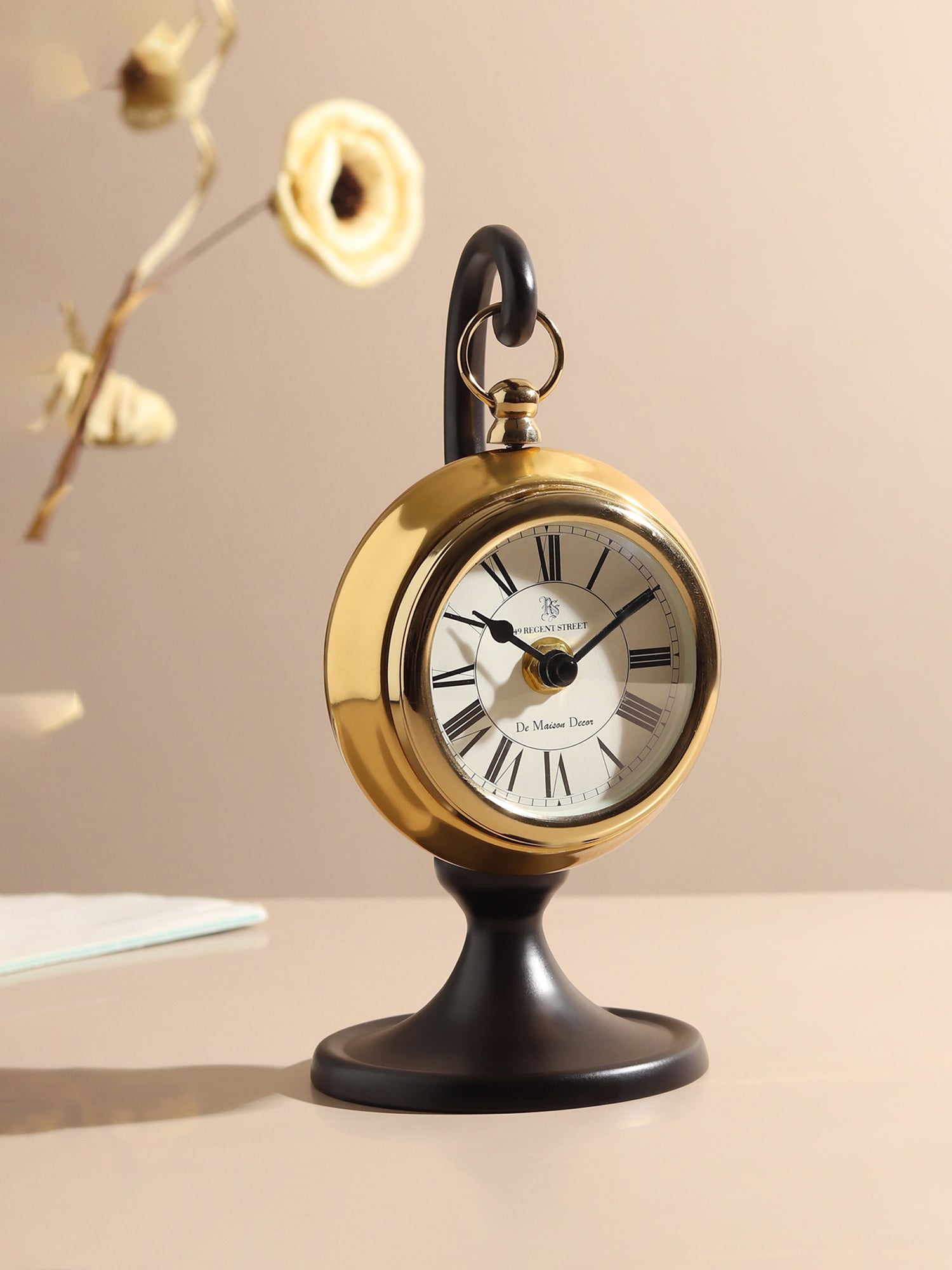 Seishi Table clock