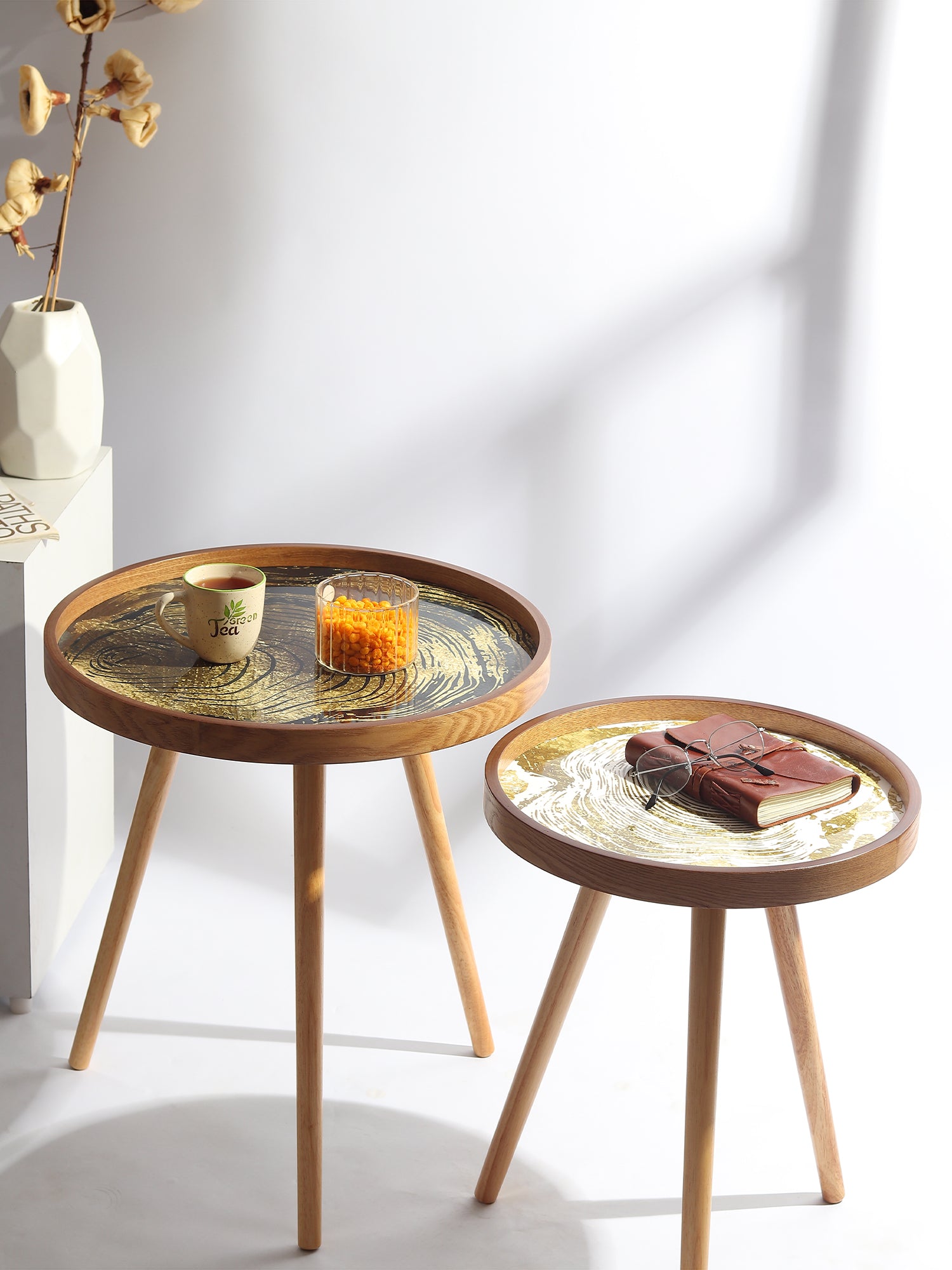 Oakveil Side Table Set of 2