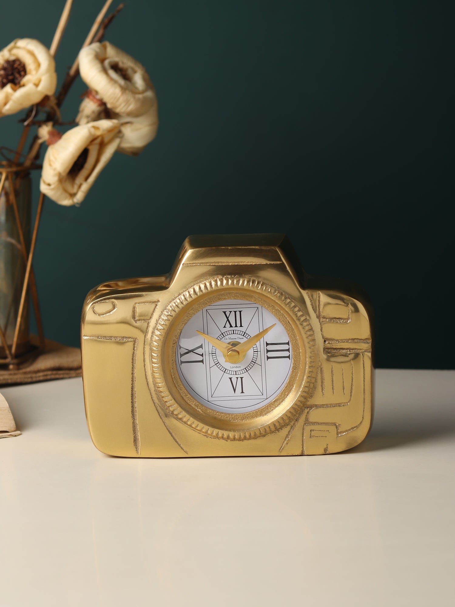 Camerio Table  Clock