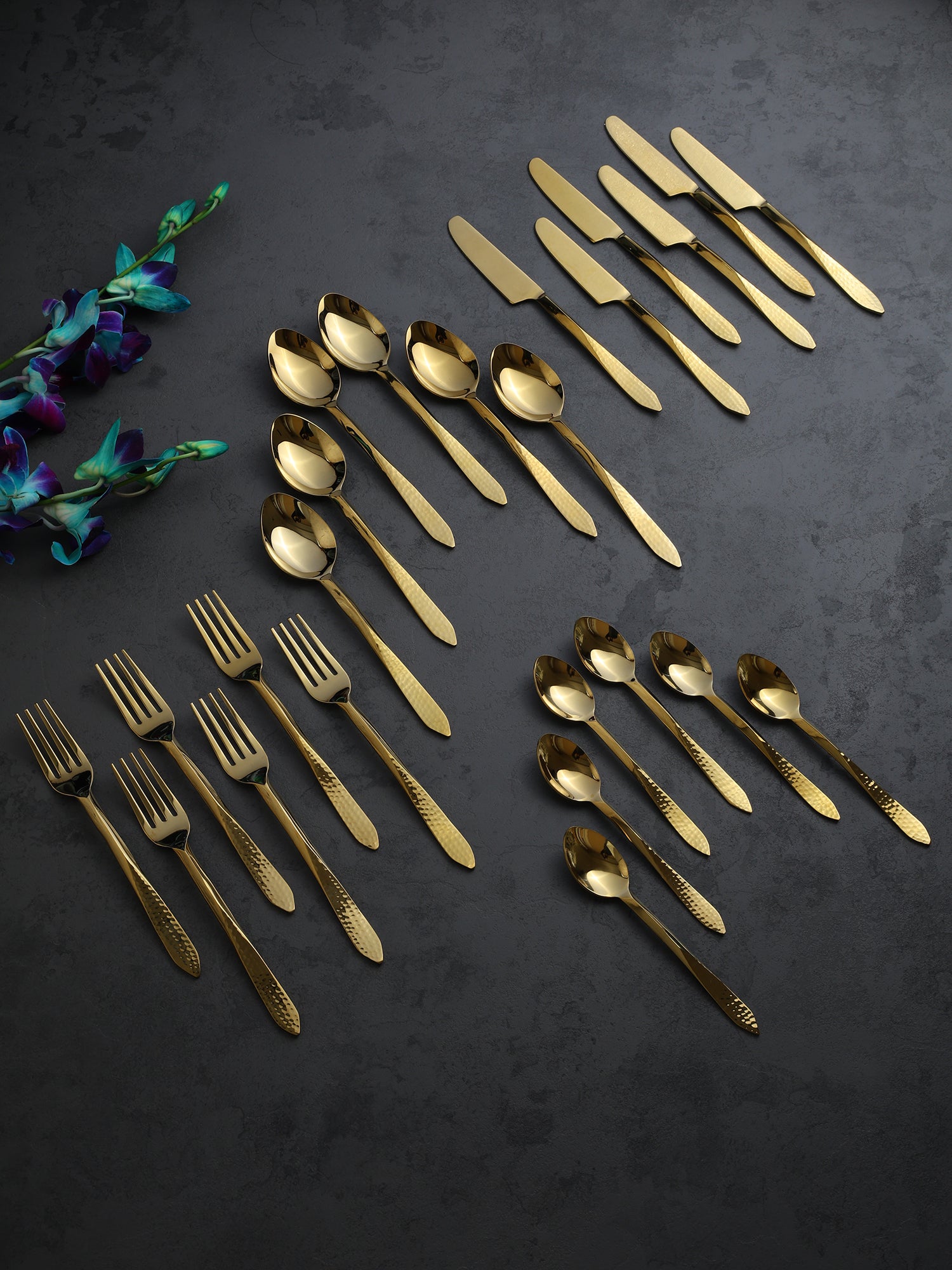DUNE HAMMERED Cutlery set of 24