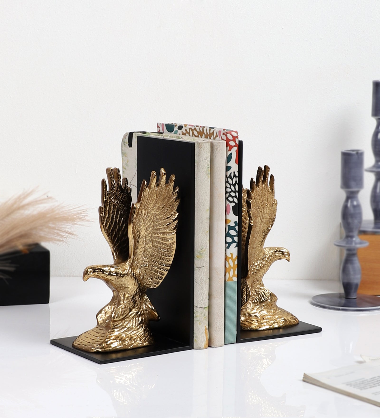 The Helion Pair Bookend Gold & Black
