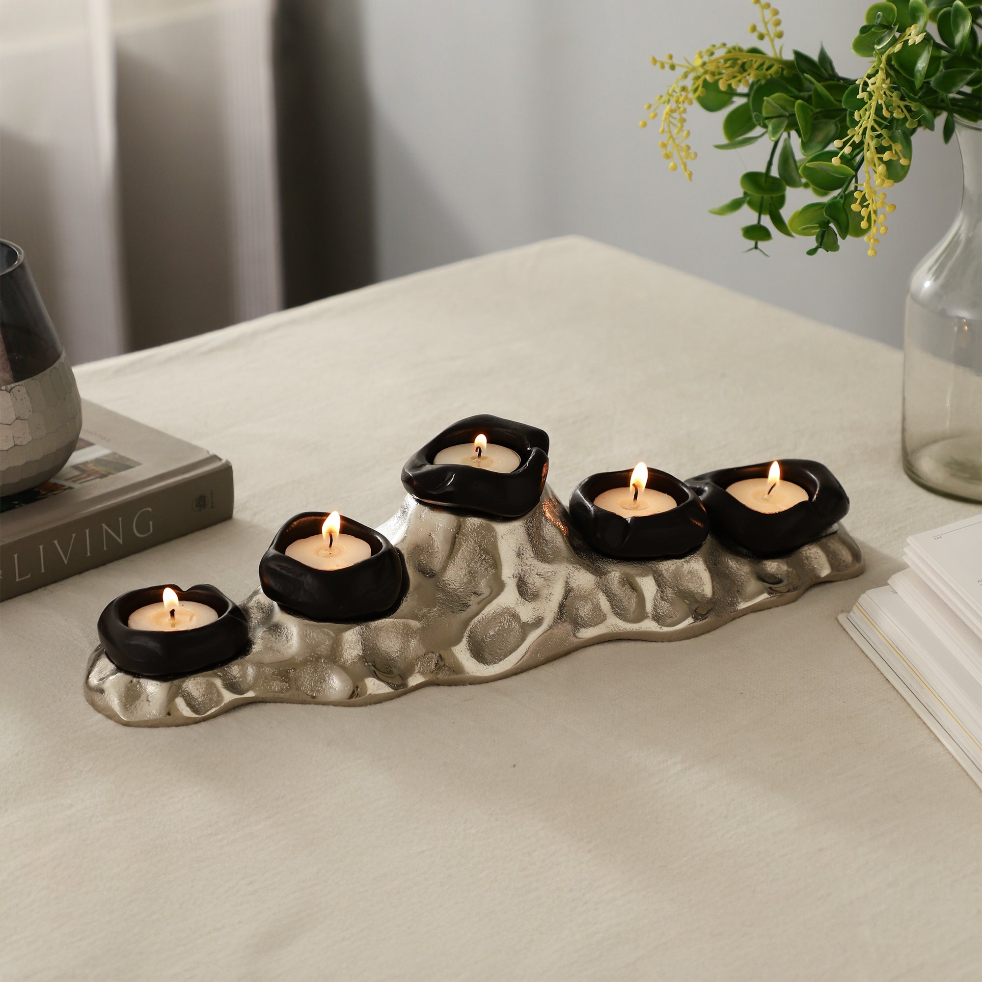 Eclora T-Light holder in Black