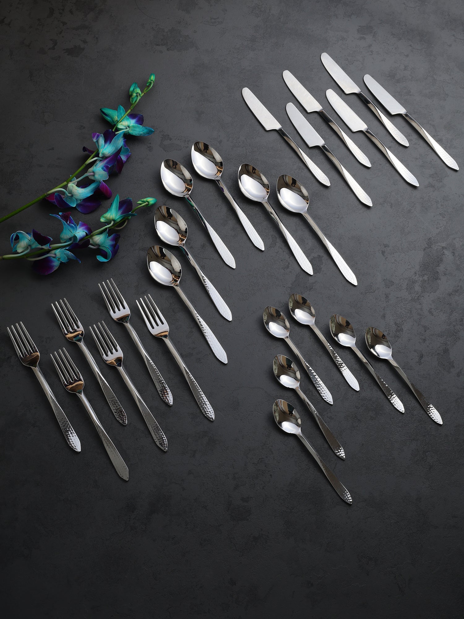 DUNE HAMMERED Cutlery set of 24