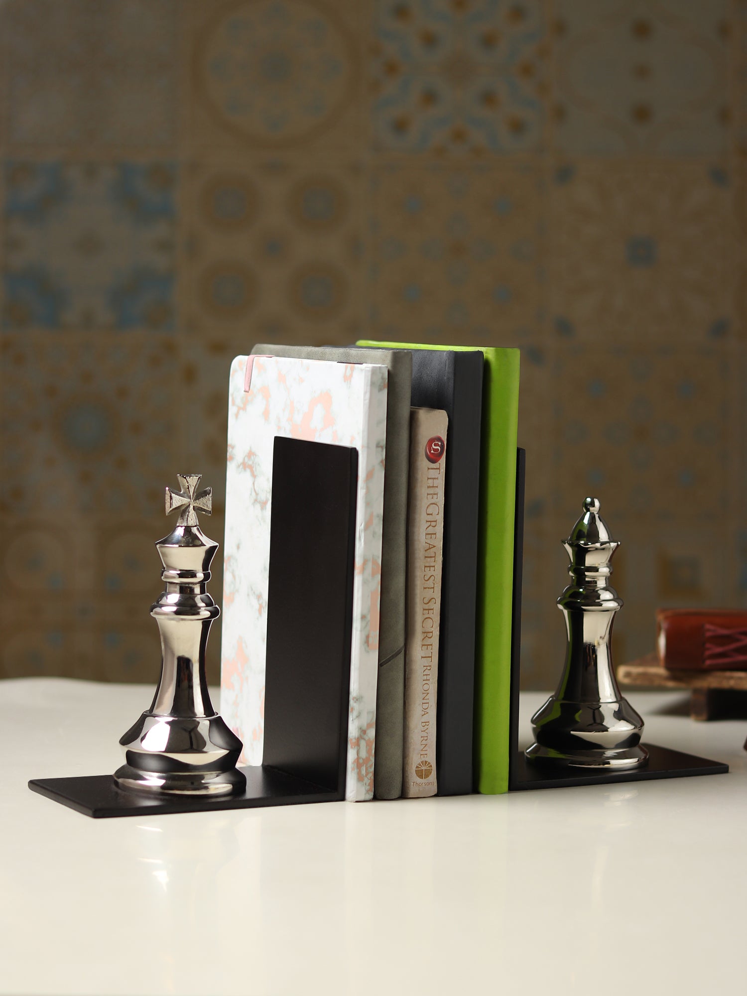 Orlian Bookend in Black and Gold