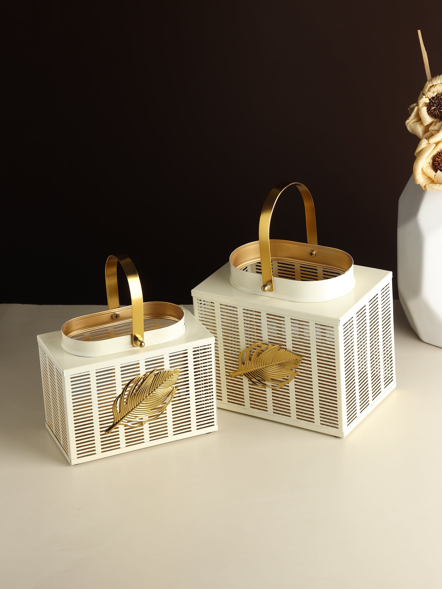 Eaves Black Lanterns Set of 2