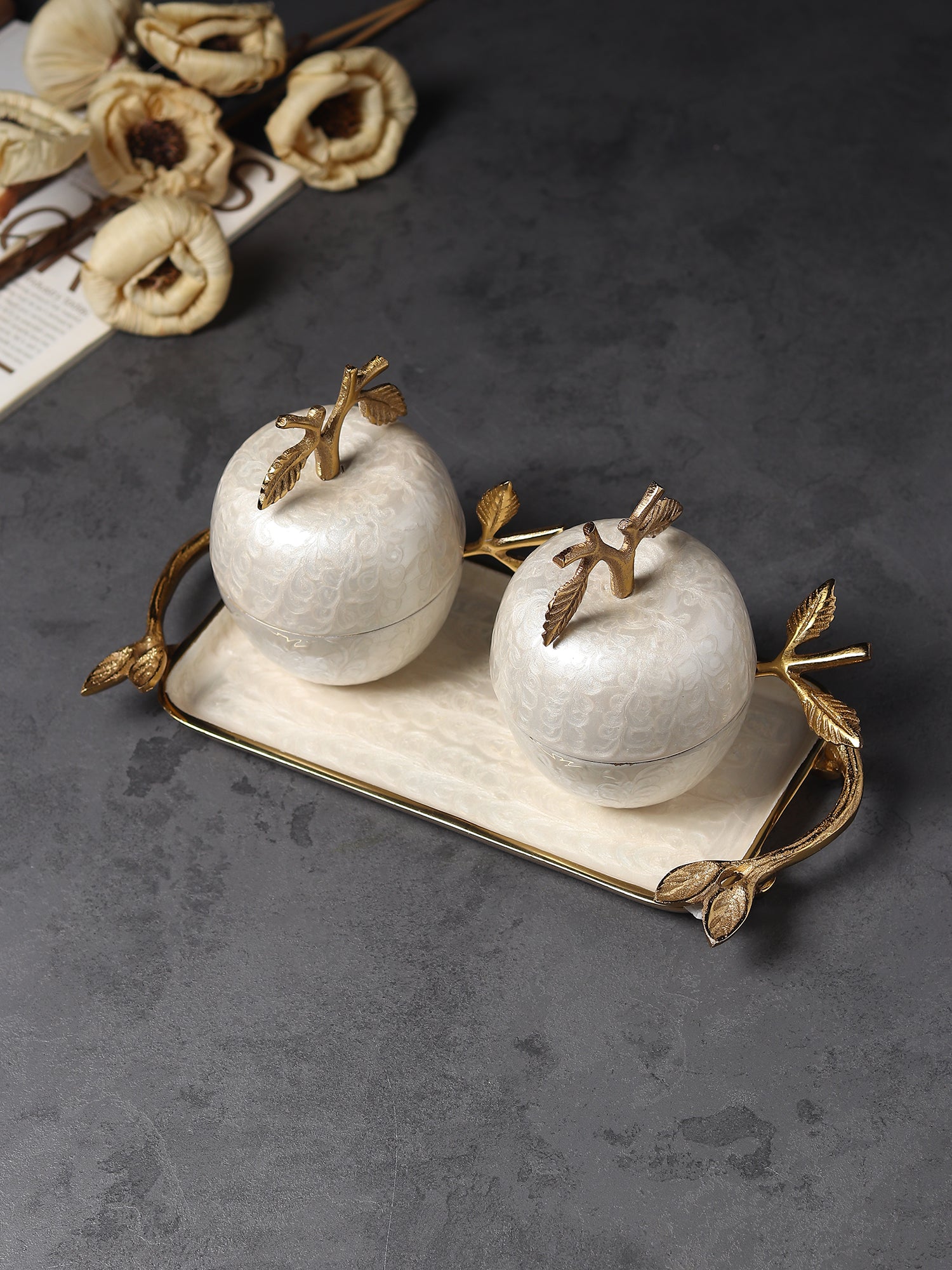 Avelion Ivory Pearl Apple Set