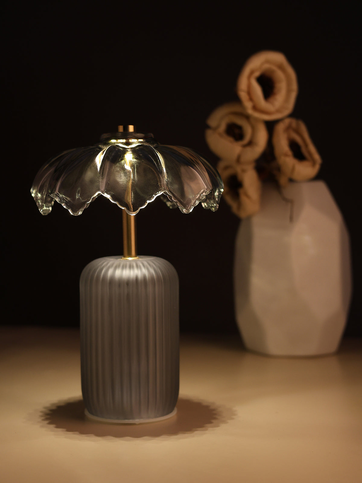 Novelle Crystelle Grey Glass Lamp