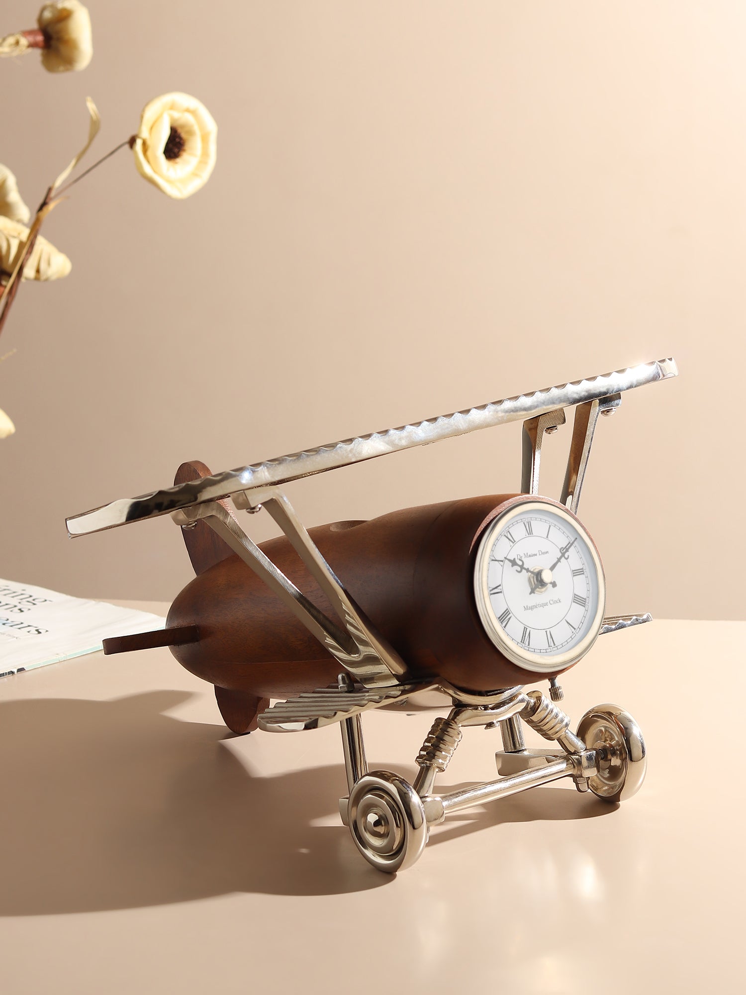 Meridian’s Sentinel table clock