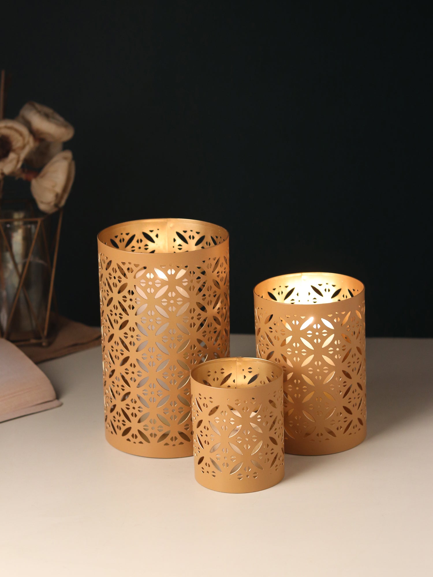 Kairava Candle Holder set of 3