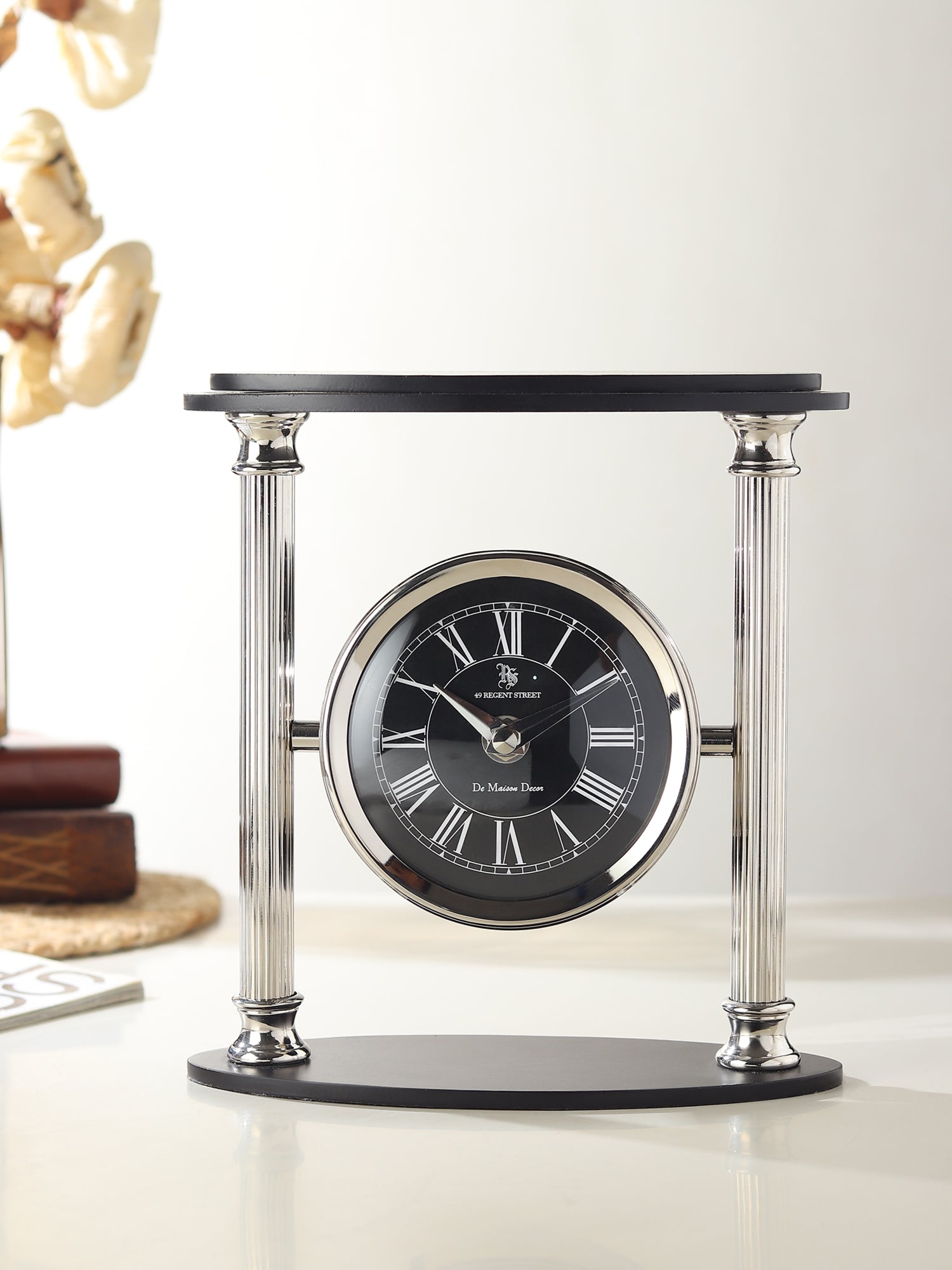 Krythos Pilla Table Clock