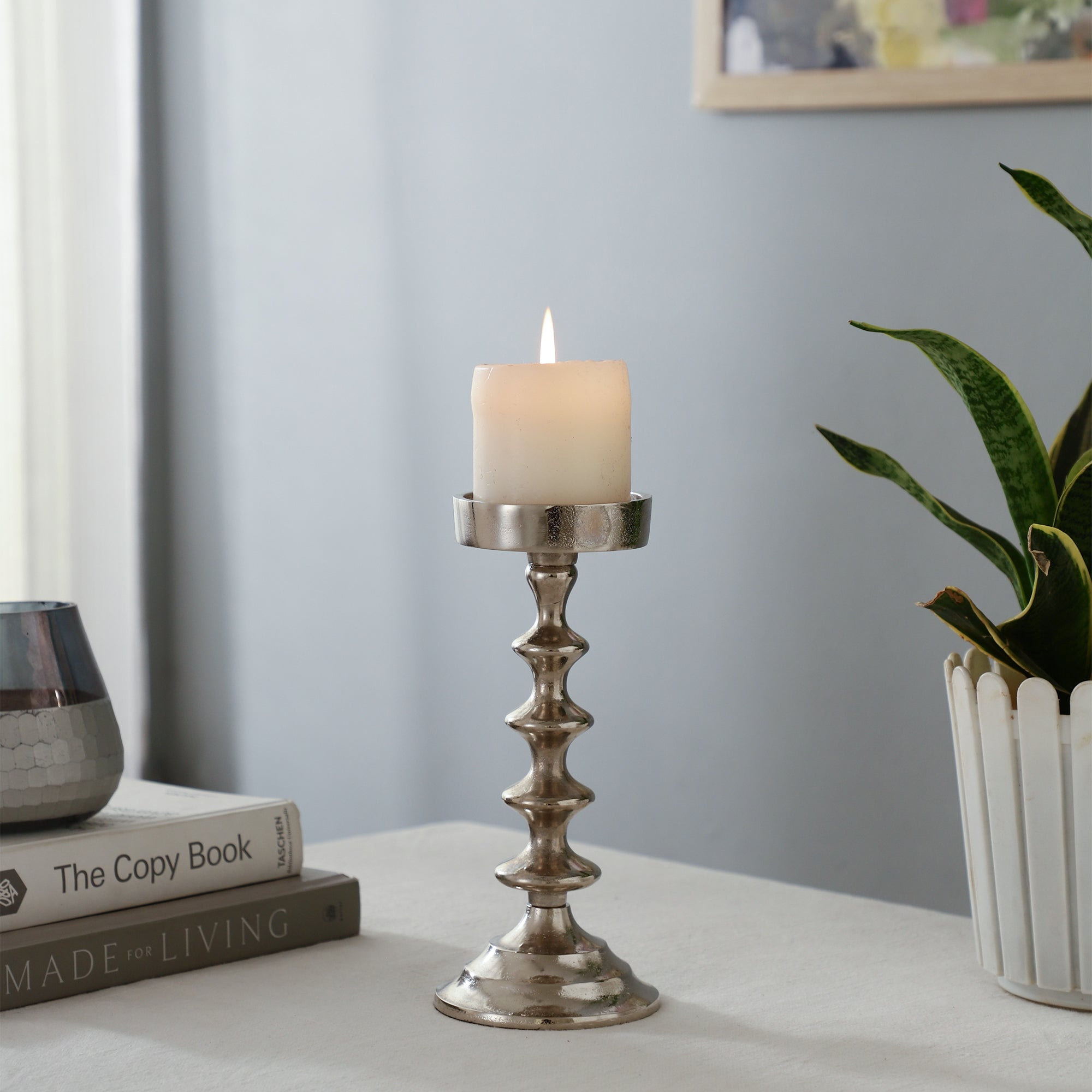 Ebon Whisper Medium Candle holders