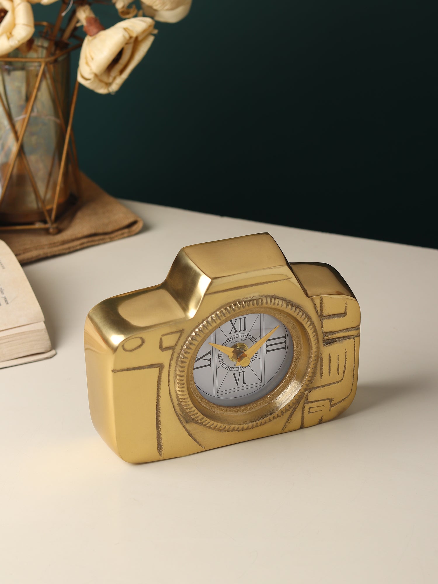 Camerio Table  Clock