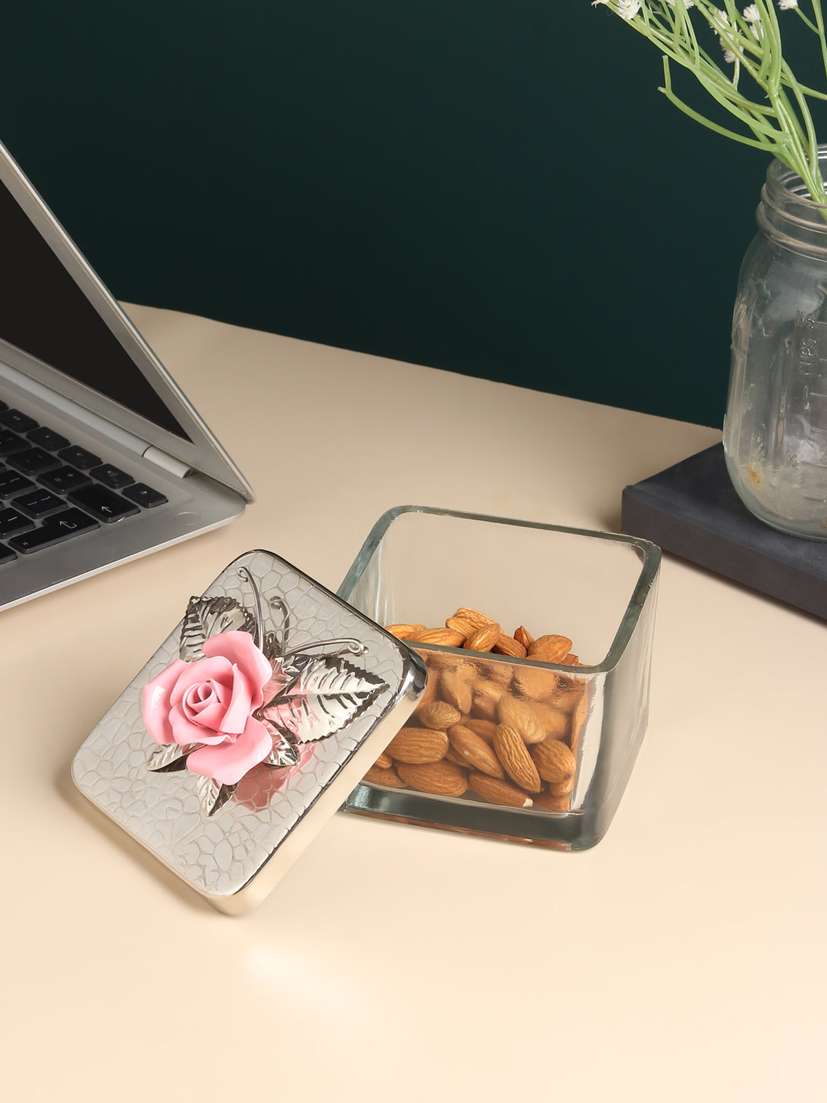 Petal Eclat Pink Square storage Box