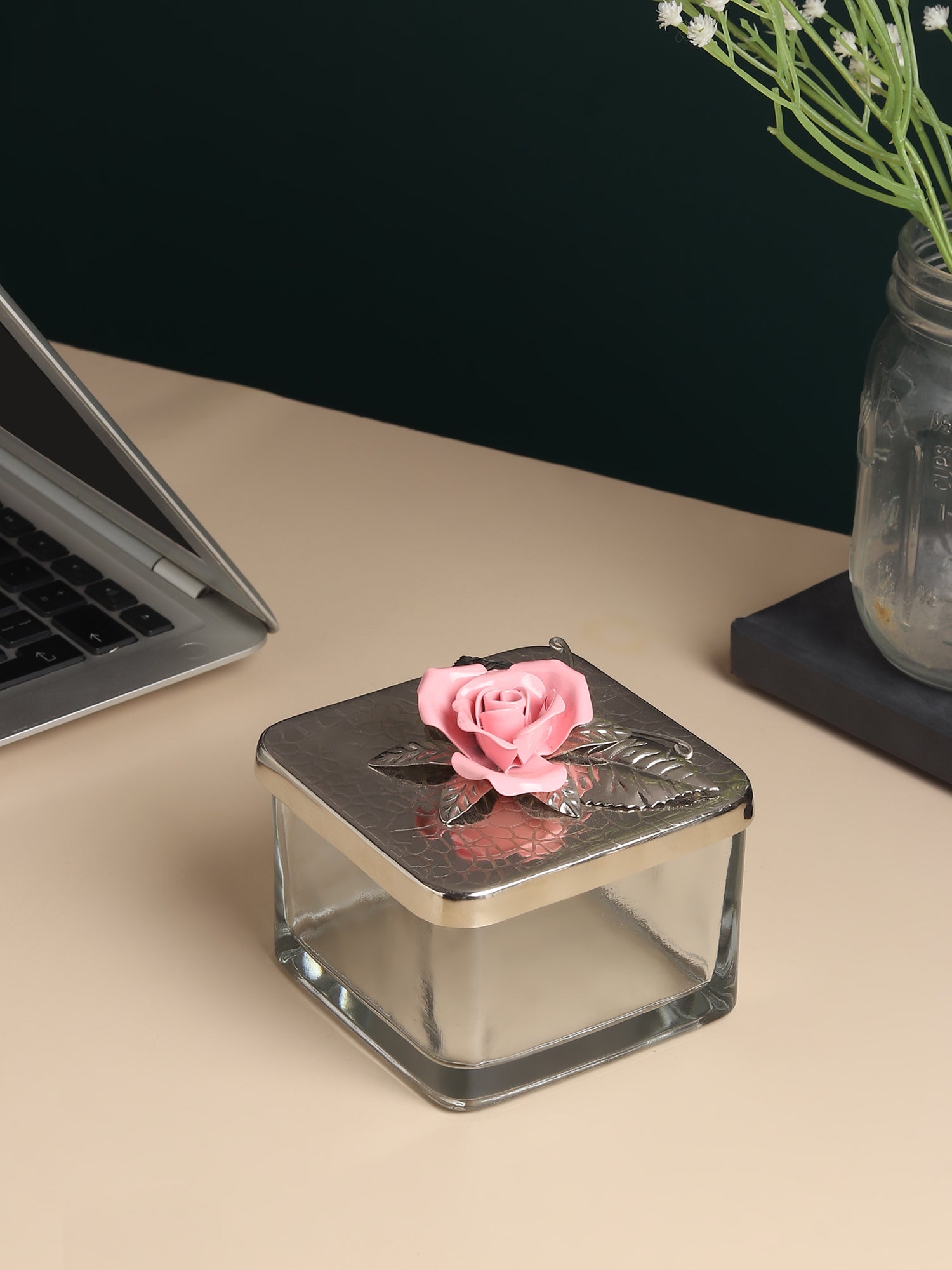 Petal Eclat Pink Square storage Box