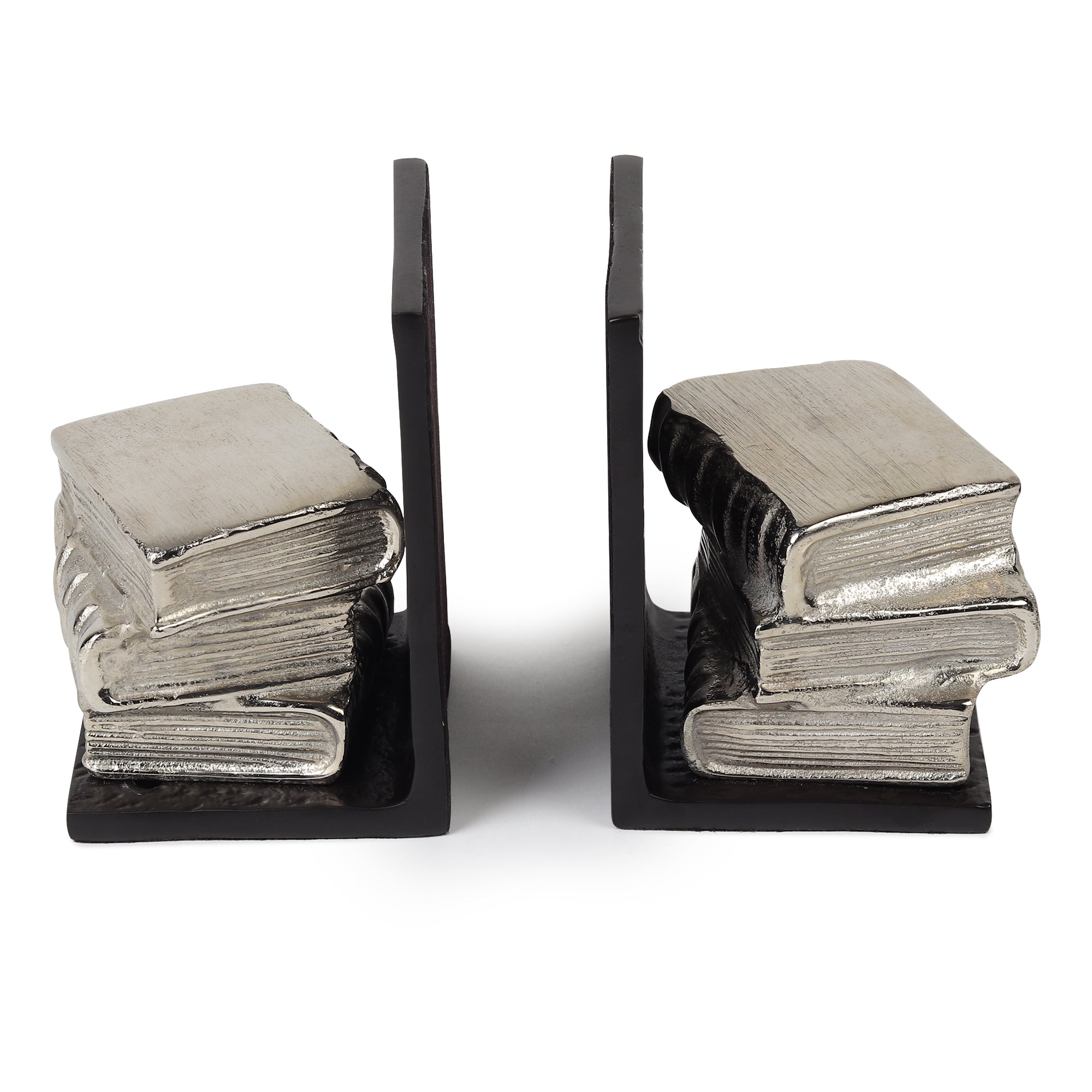 Dante’s bookend in Silver and Black