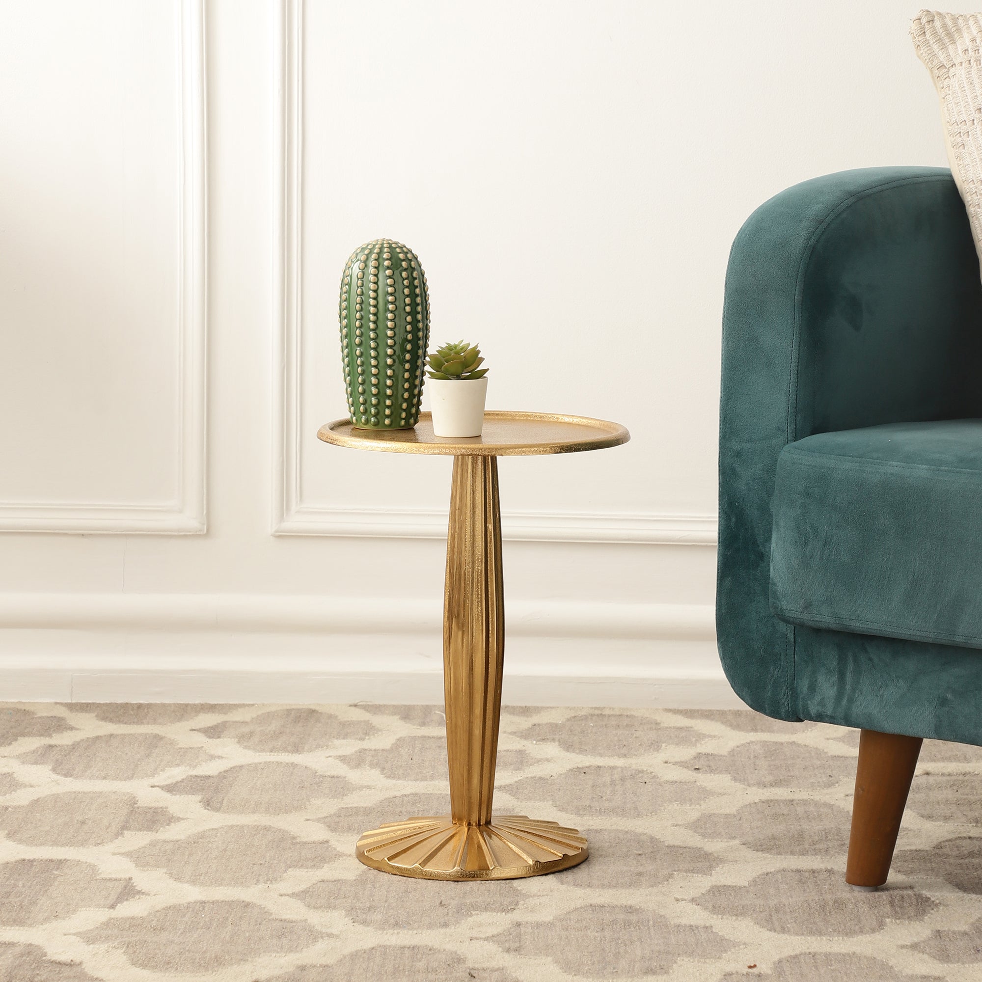 Side table, end table, accent table, sofa side table, bedside table, living room side table, modern end table, decorative side table, compact side table, corner table.