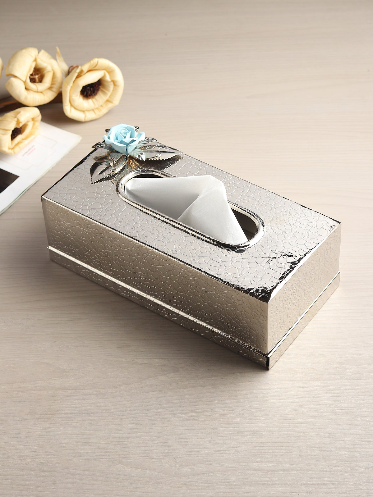 Petal Eclat Blue Tissue Holder