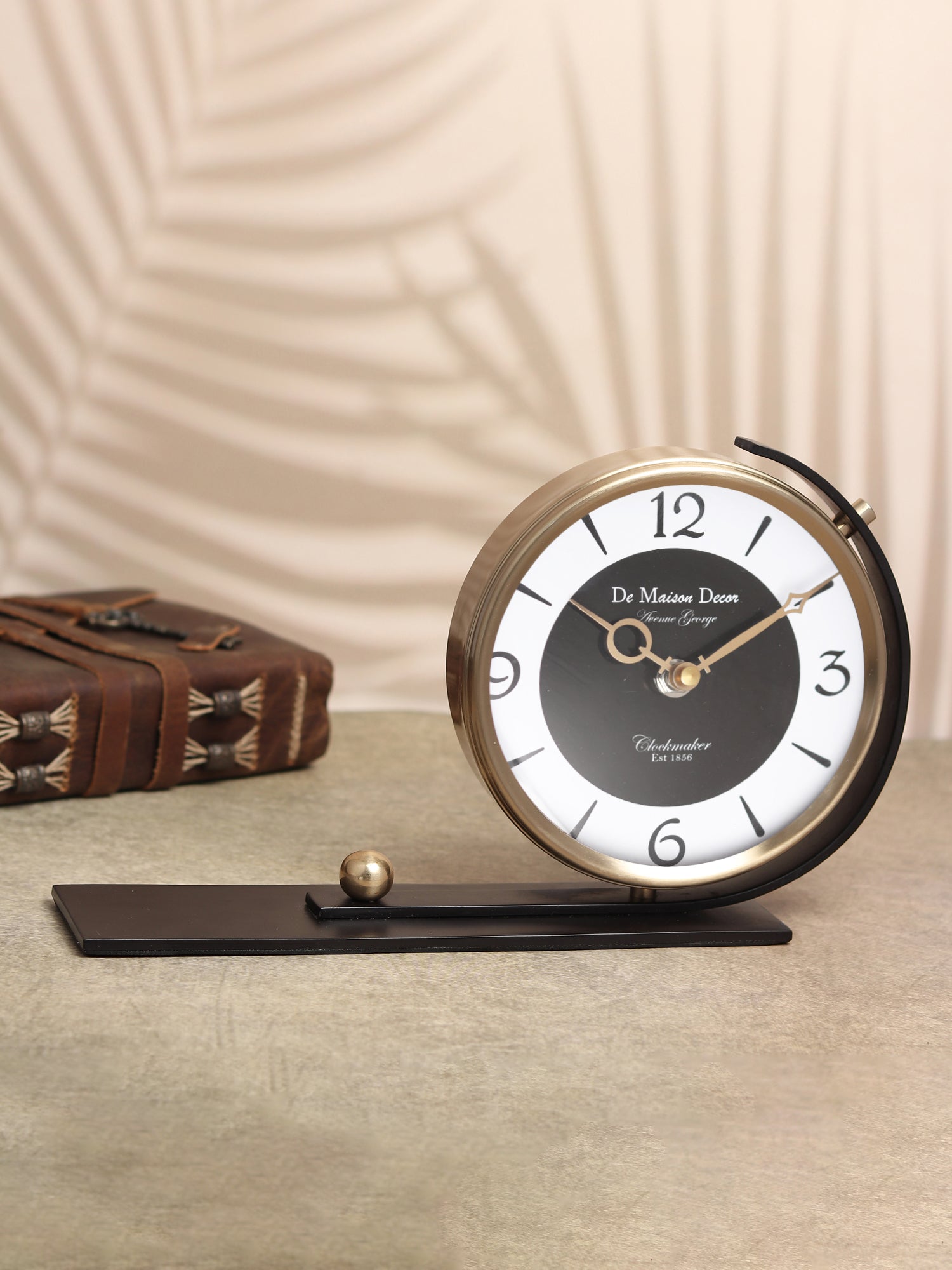 Aleksi 2 Table clock