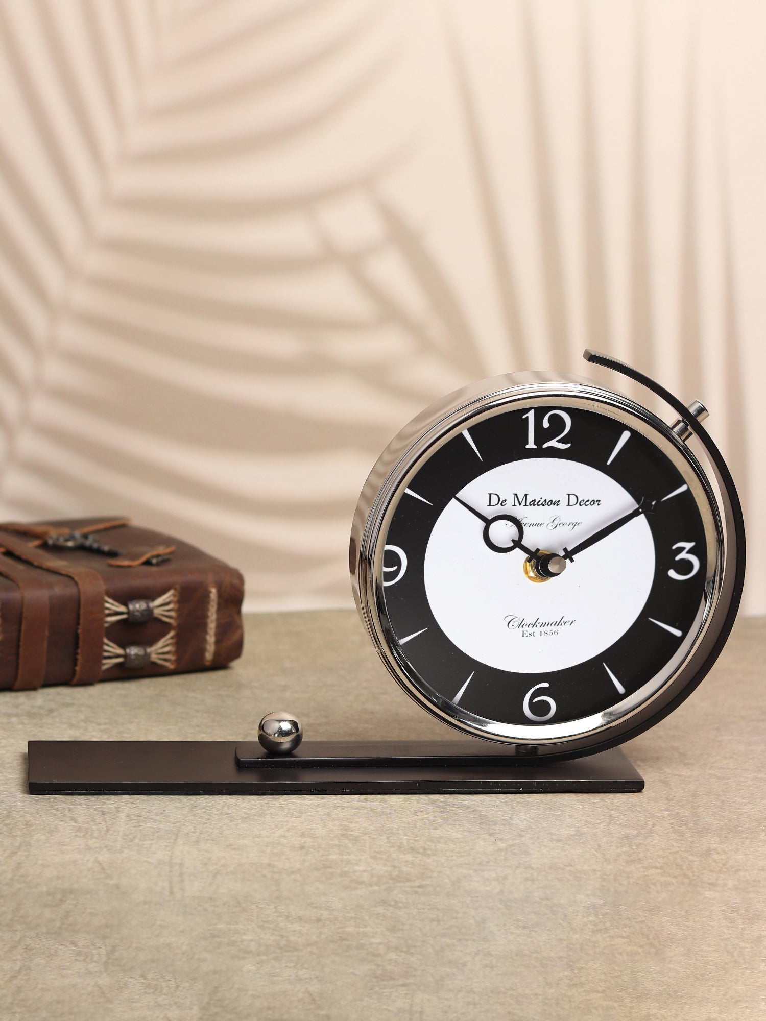 Aleksi 2 Table clock