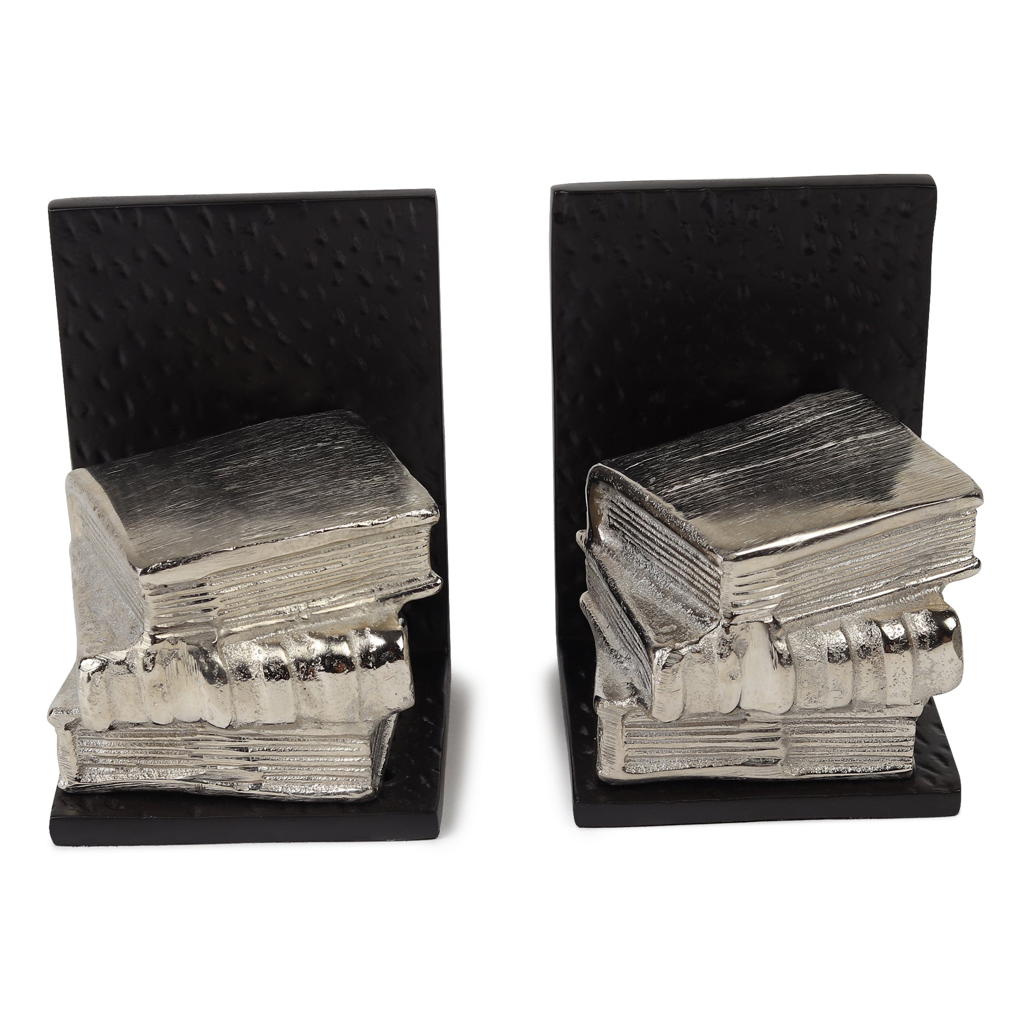 Dante’s bookend in Silver and Black