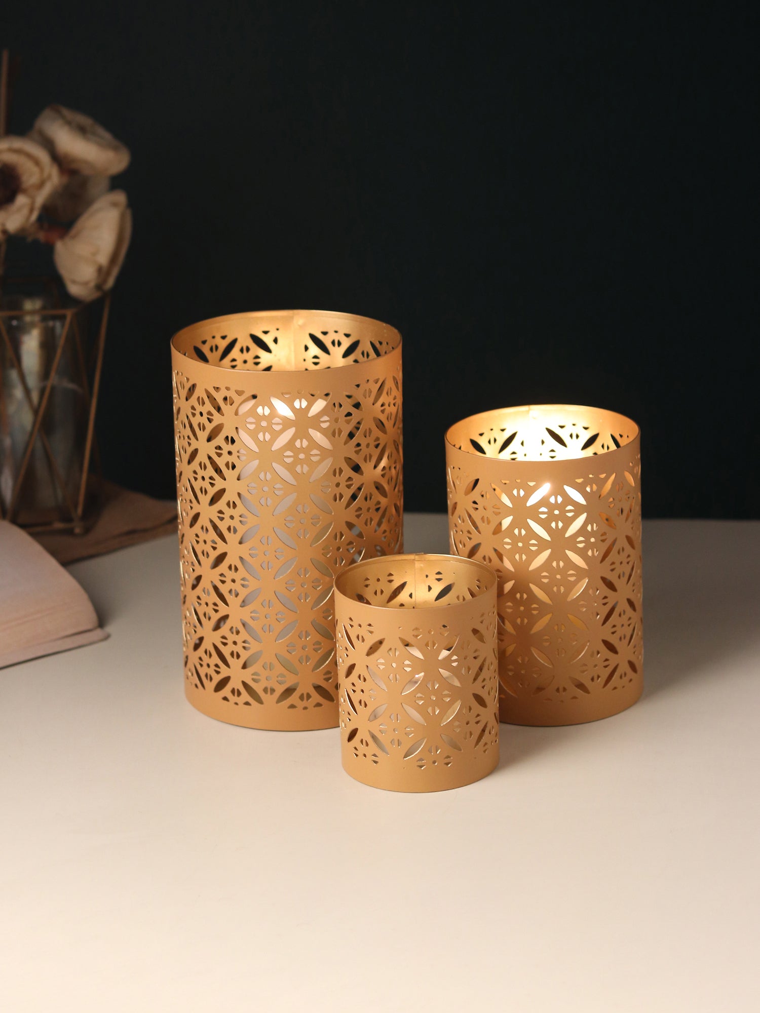 Kairava Candle Holder set of 3