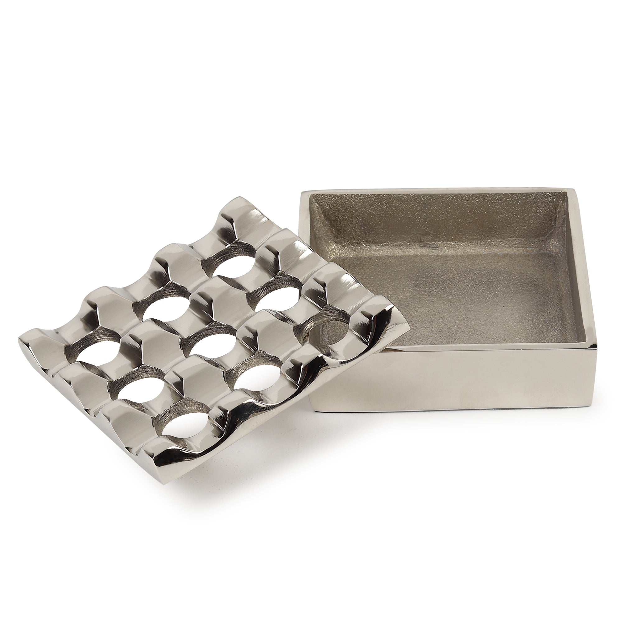 Alaric’s ashtray in silver
