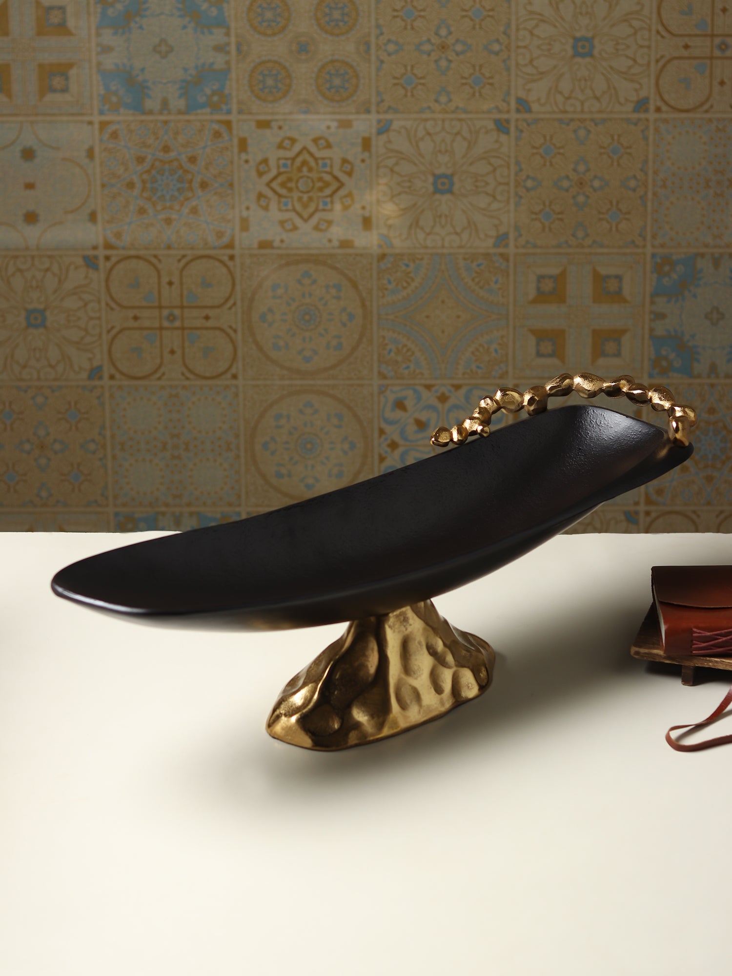 Stones Orivia Platter Medium Gold