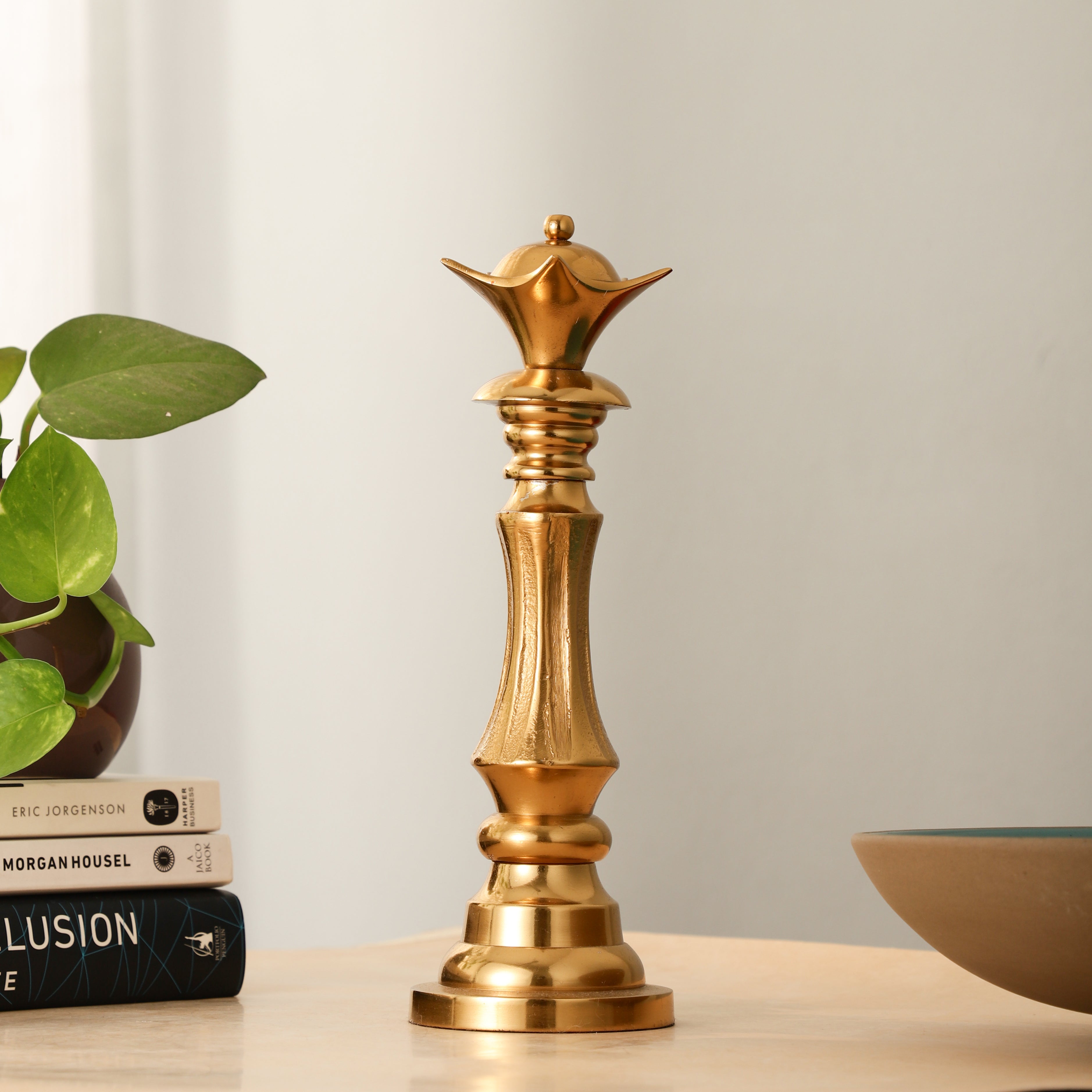 Regina Victoris Gold Queen Chess