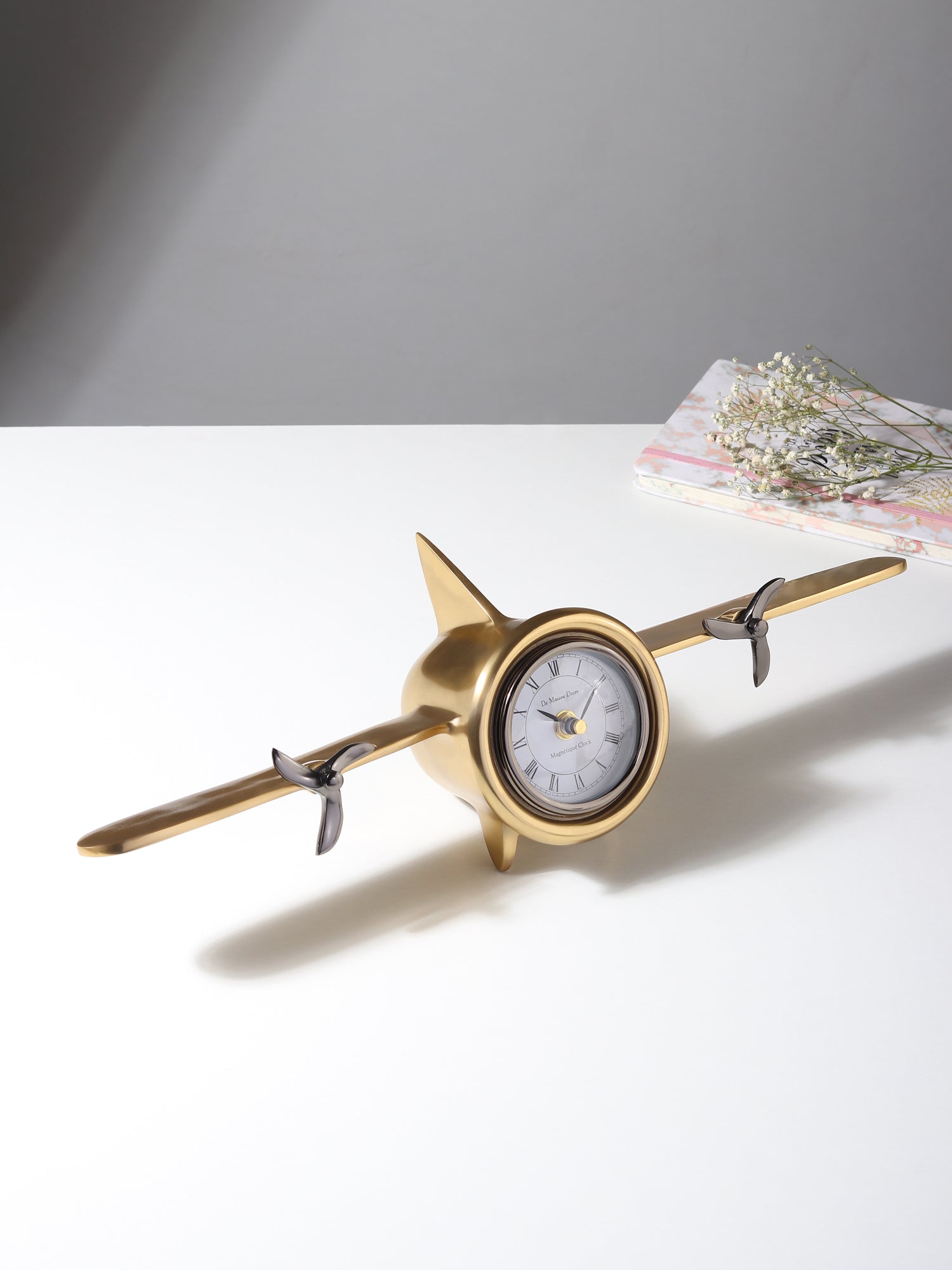 Jettison Table clock in Gold