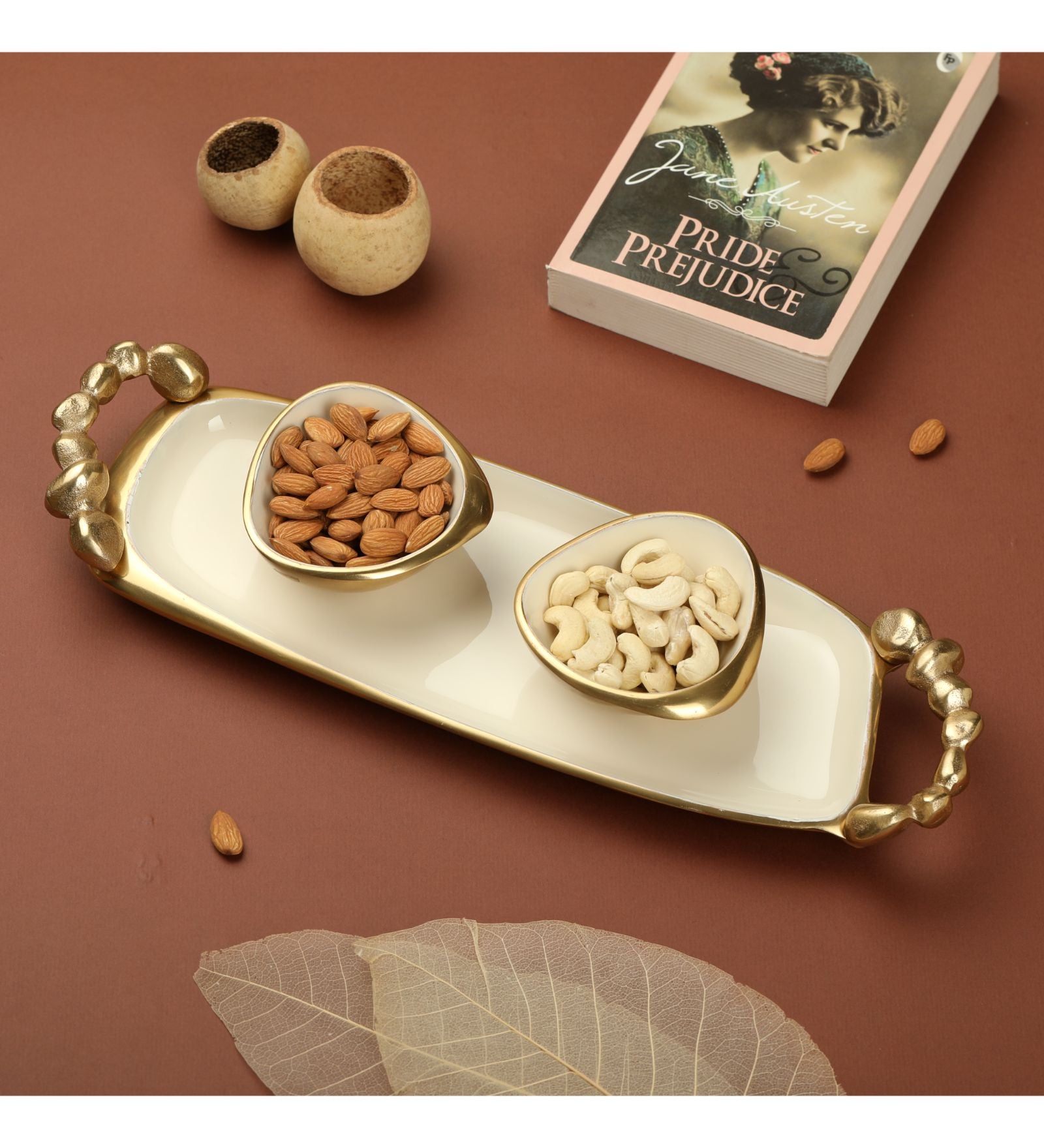 Stones Serving ware Ivory enamle - Tray & Bowls Set Gold