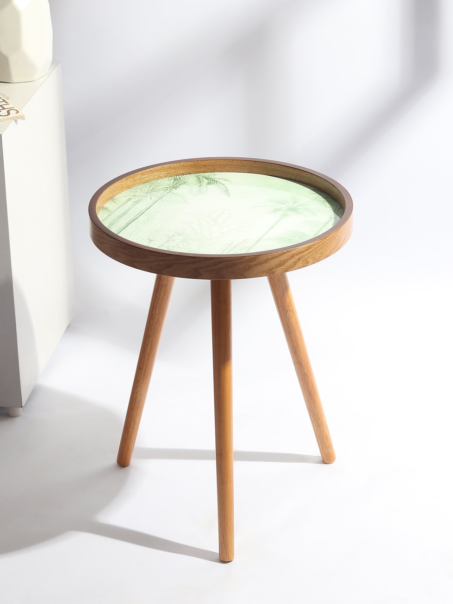 The Grove wood Table Medium