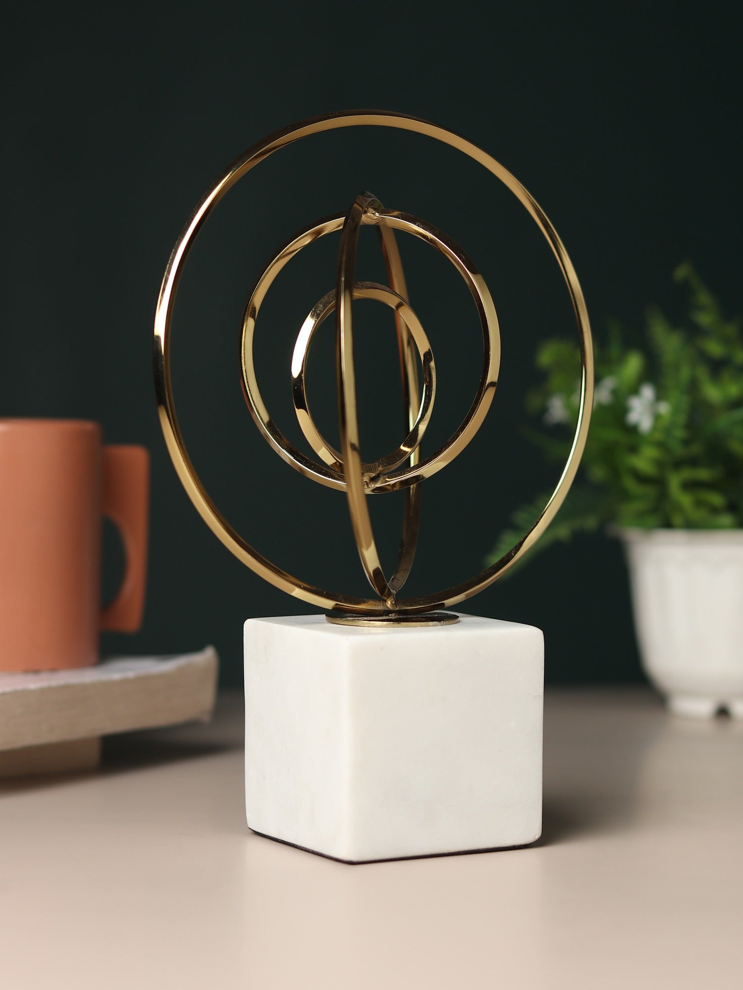 Seamless Circle Ensemble Showpiece