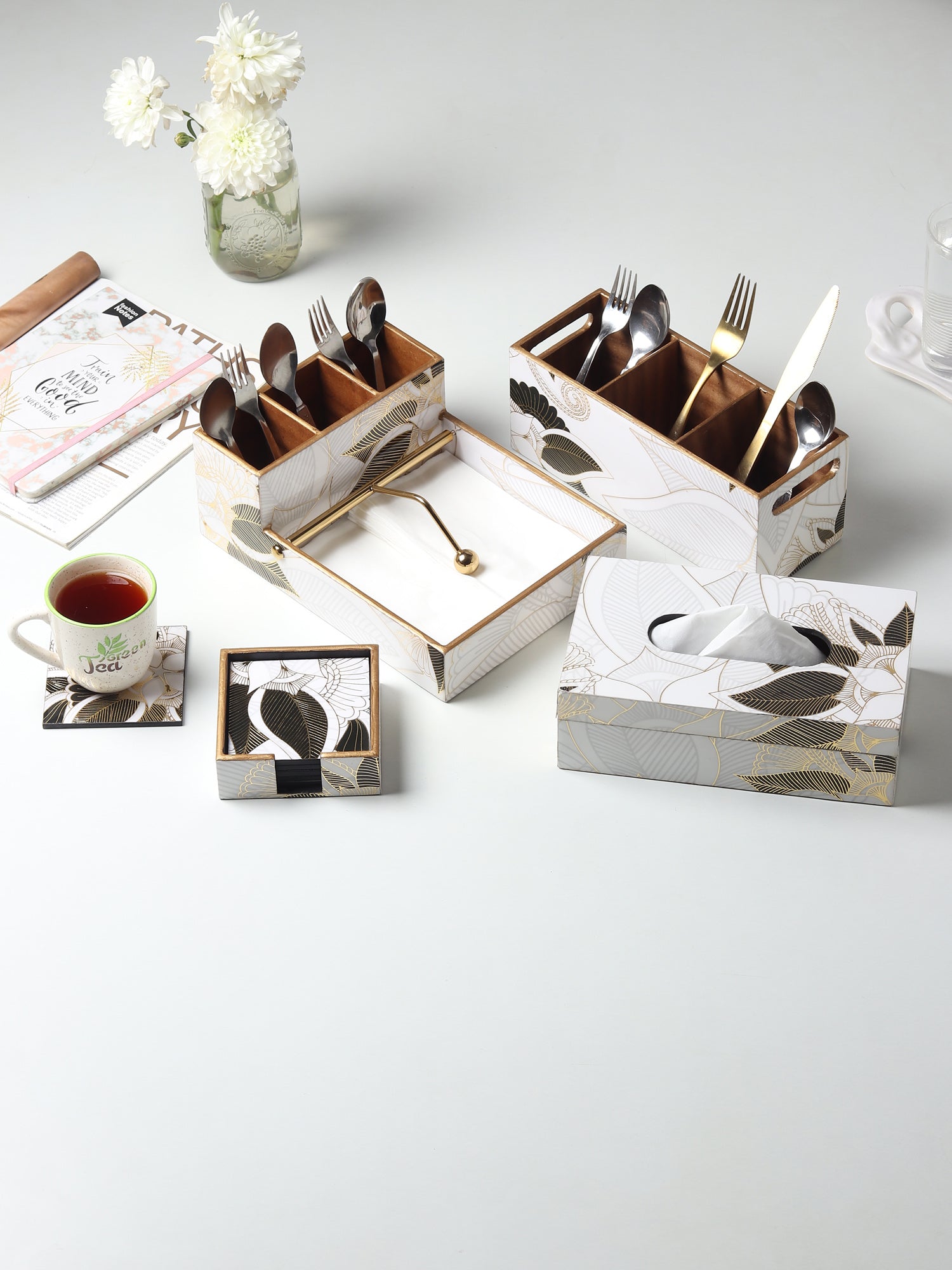Ivory Noir Bloom Wooden Coaster with Stand (Set of 6)