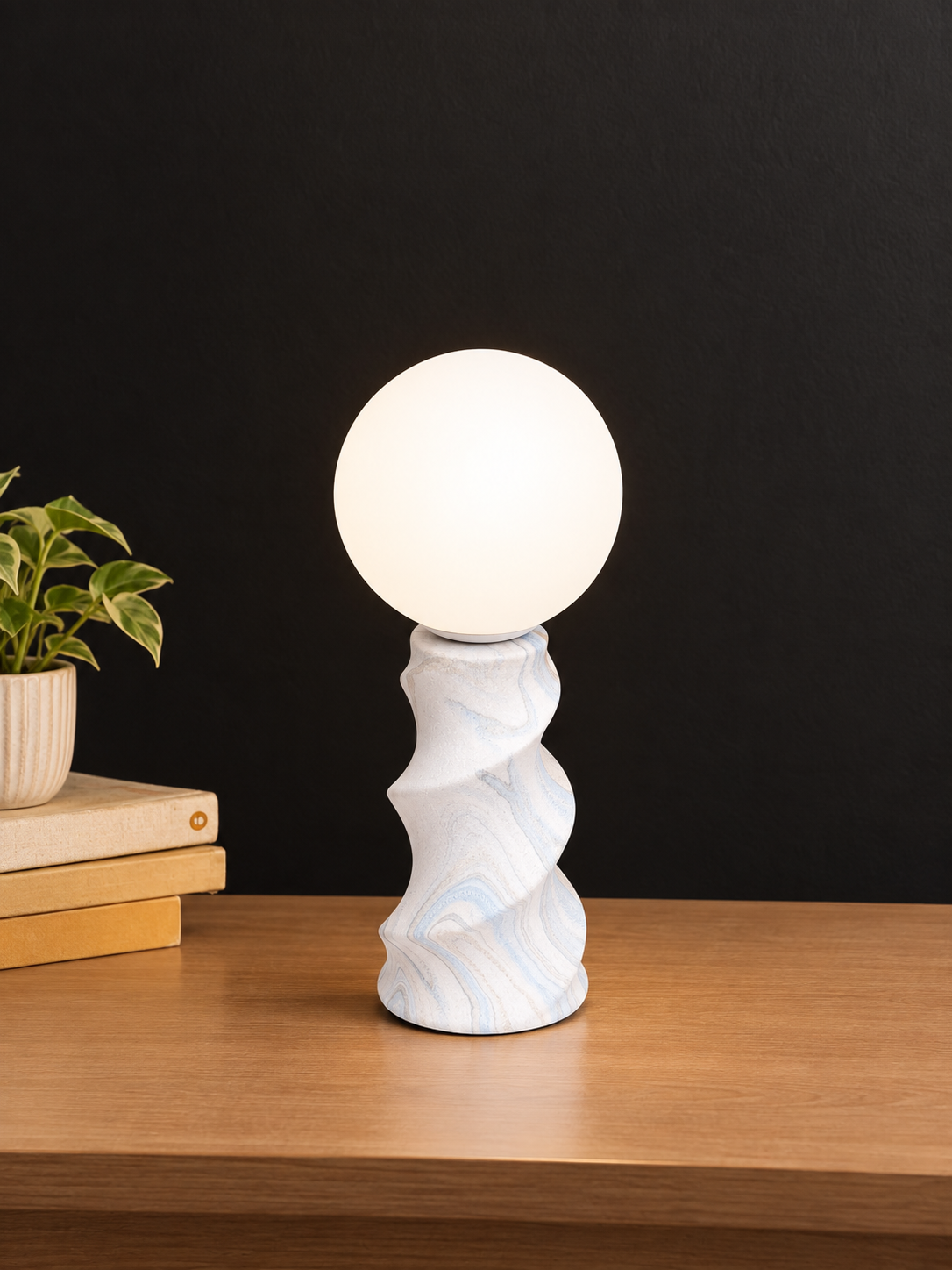 Twist Forme Blue Table Lamp