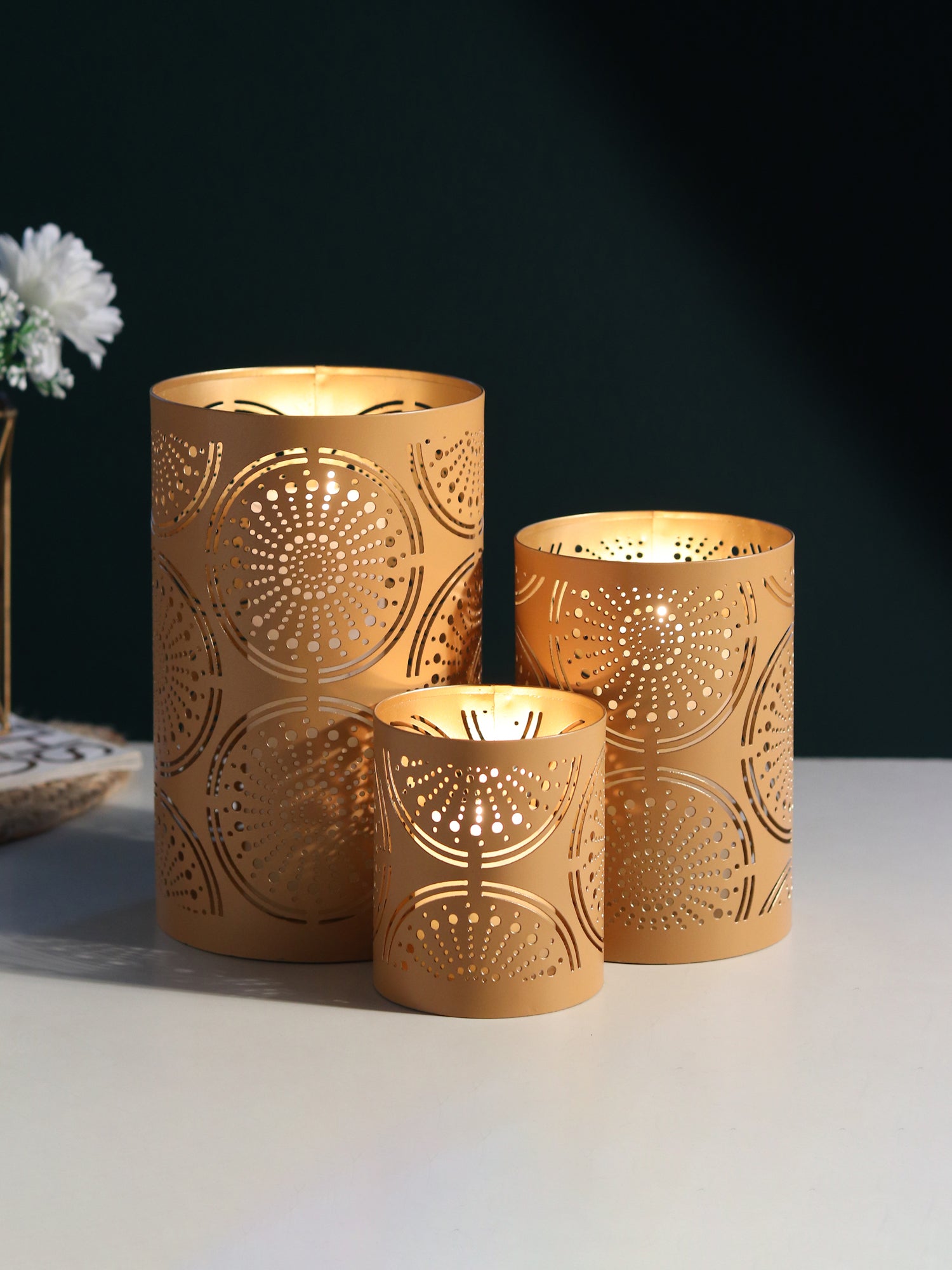 Miraya Candle Holder set of 3