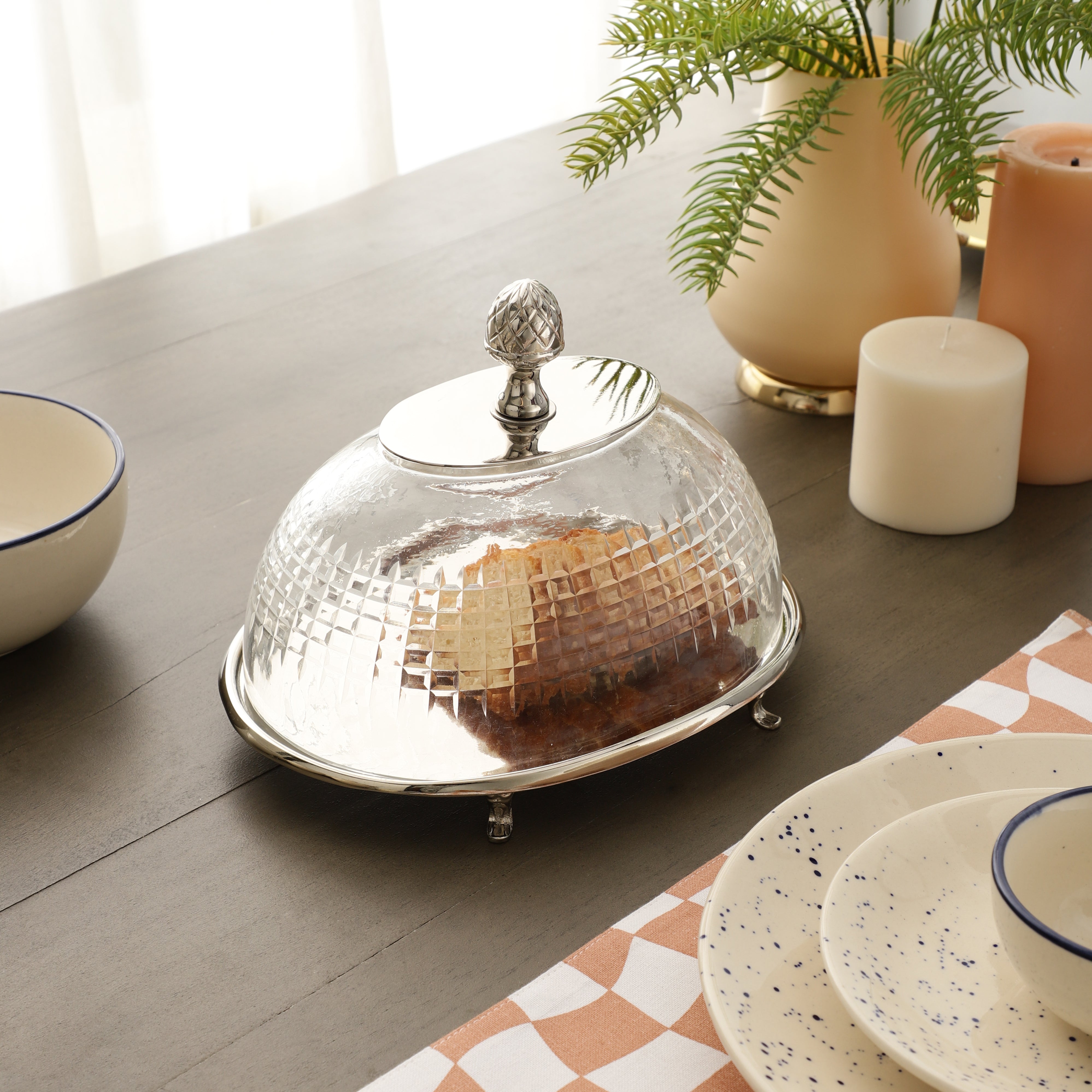 Leafy Vine cake dome Silver