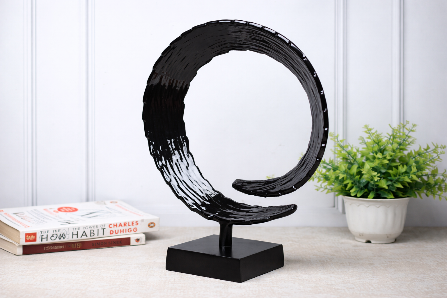 Serene Ripples Ring Black