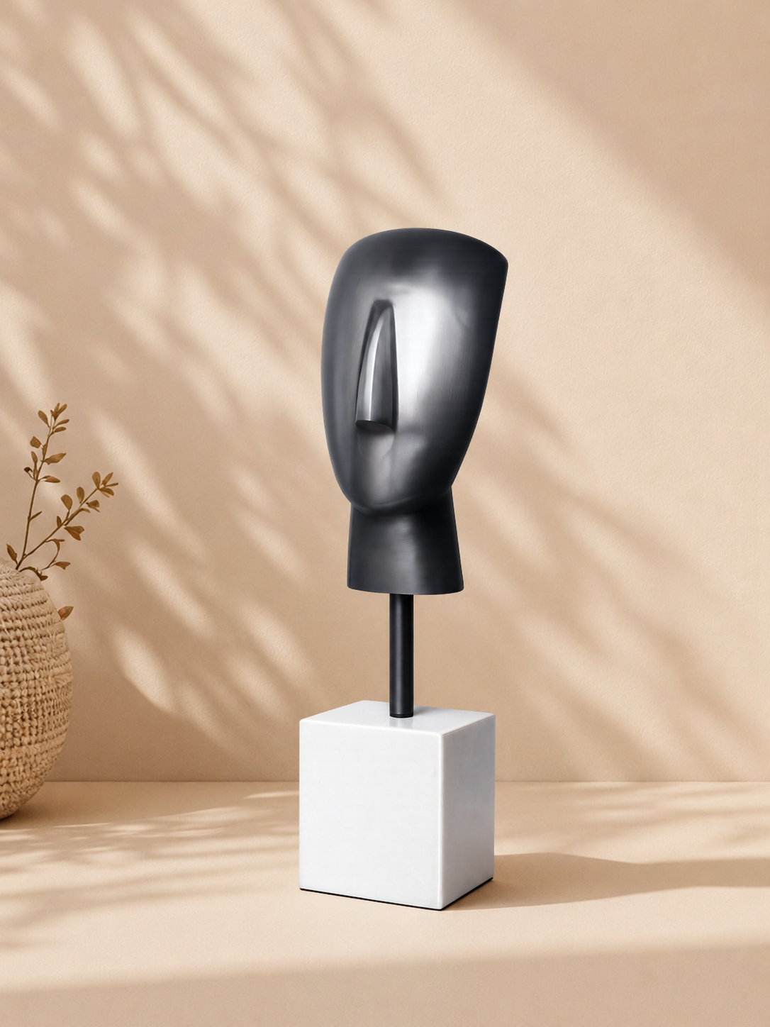 Marble Muse Visage Figurine