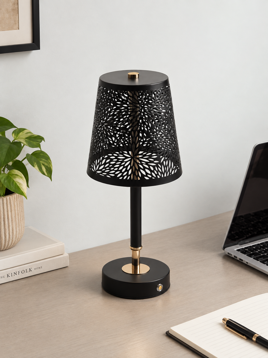 Veyra Black Metal Table Touch Lamp