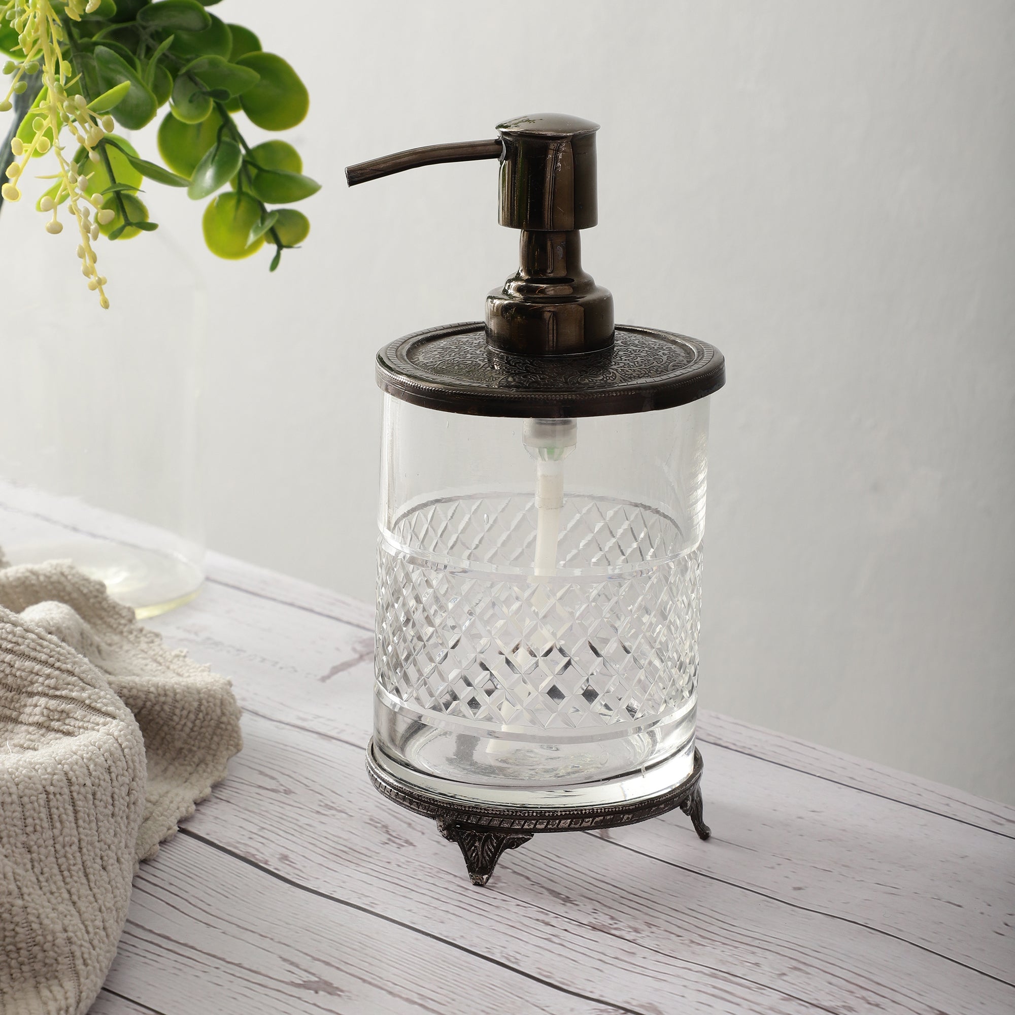 Blake Crystal Cut dispenser in black