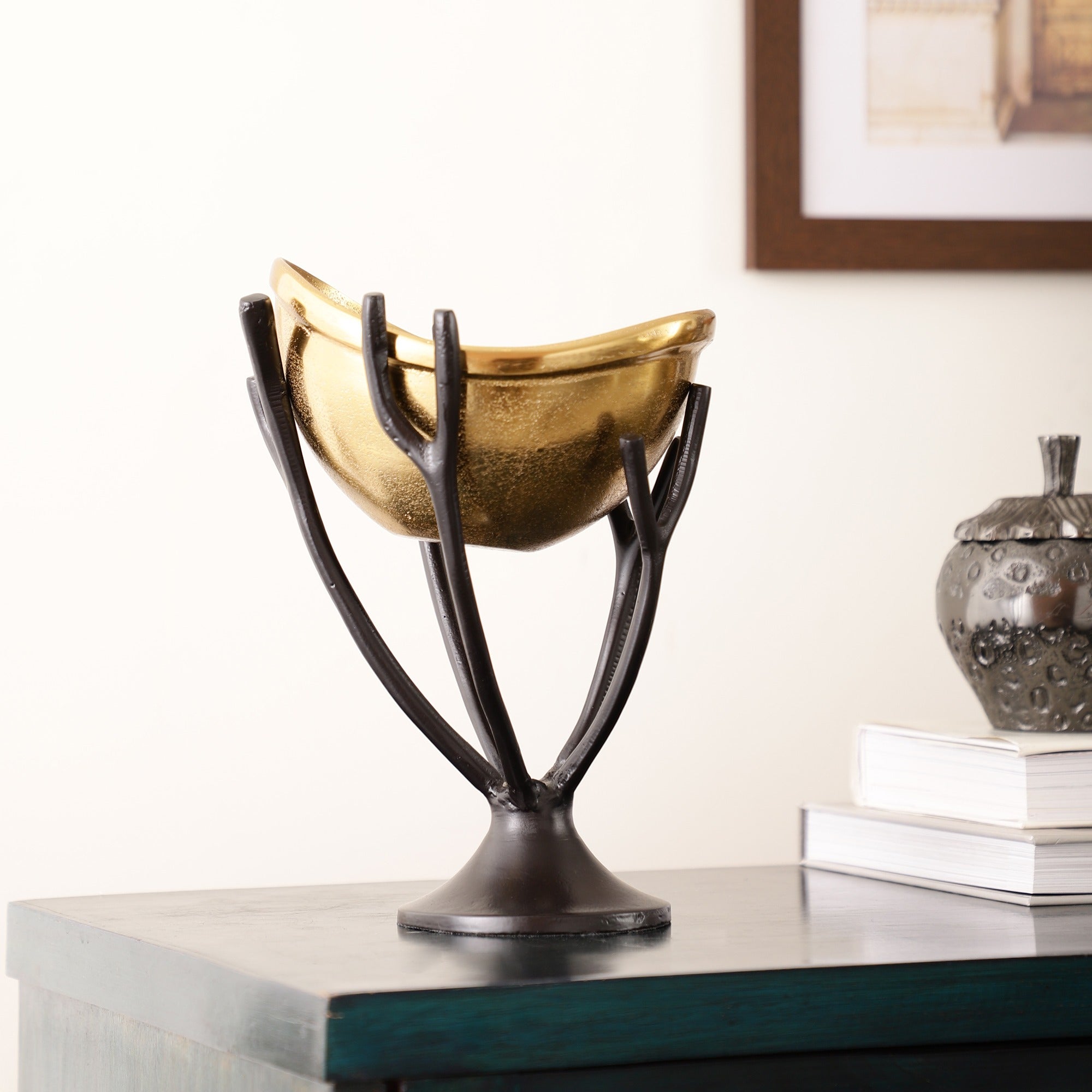 Vine Trap Bowl With Stand