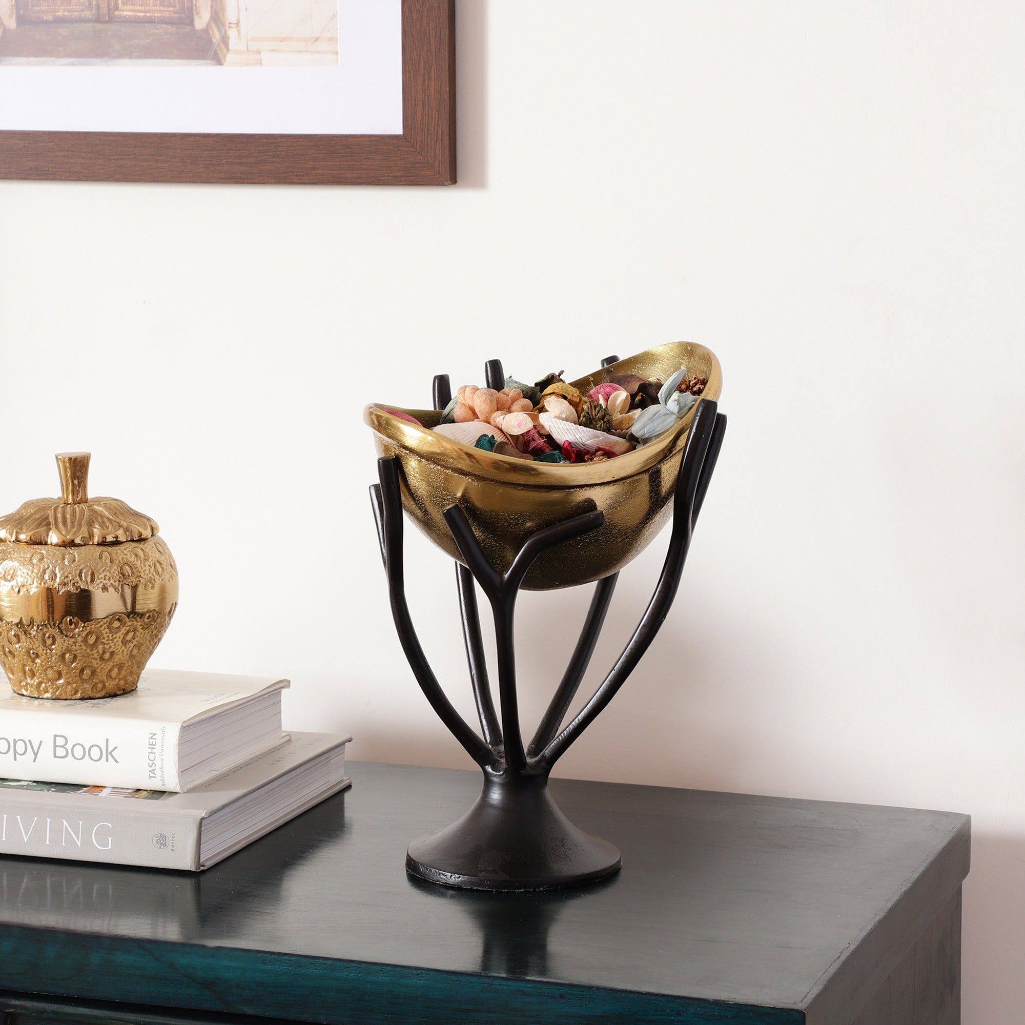Vine Trap Bowl With Stand