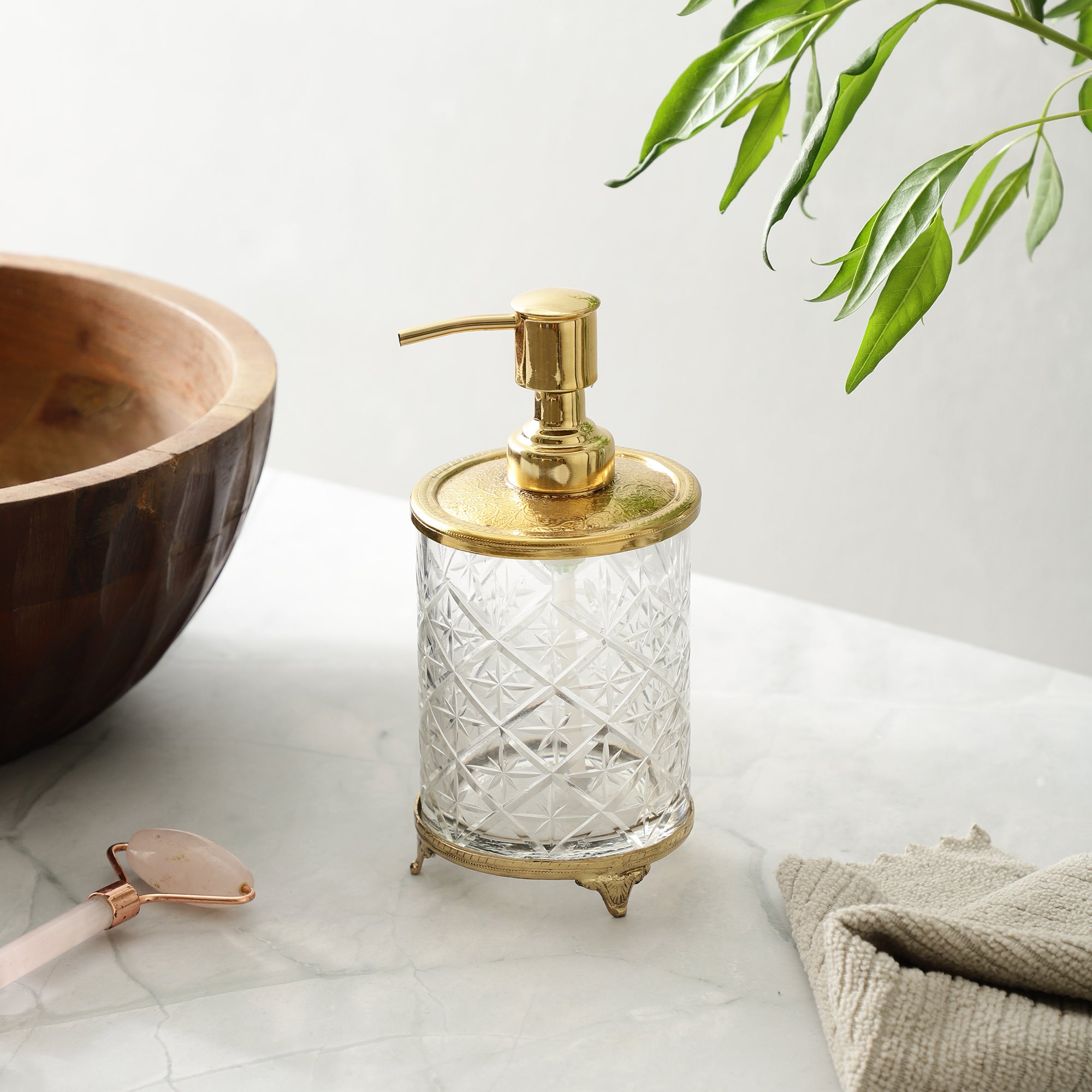 kreng Crystal Cut dispenser in Gold