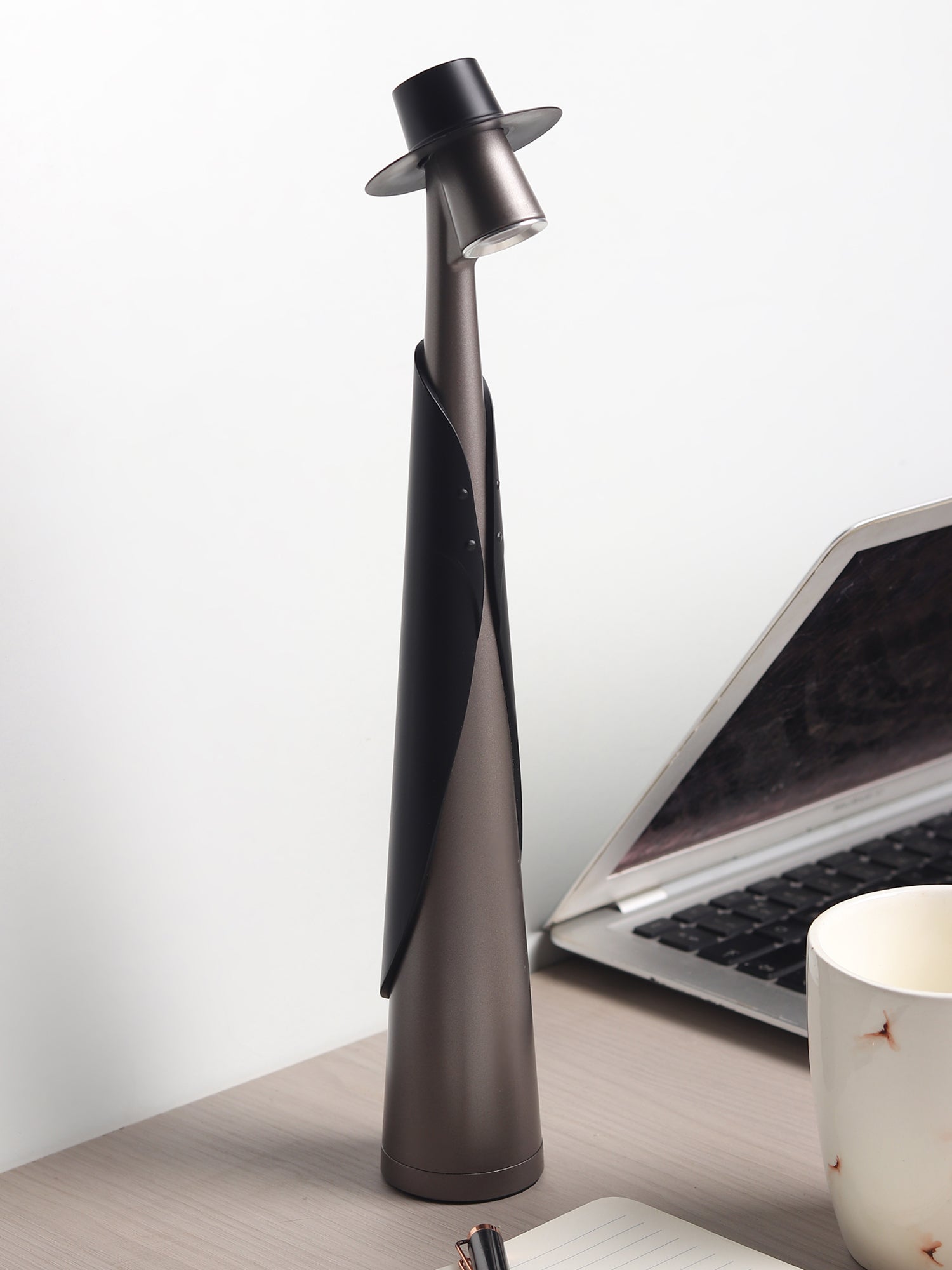 Baron Fedora Grey Table Lamp