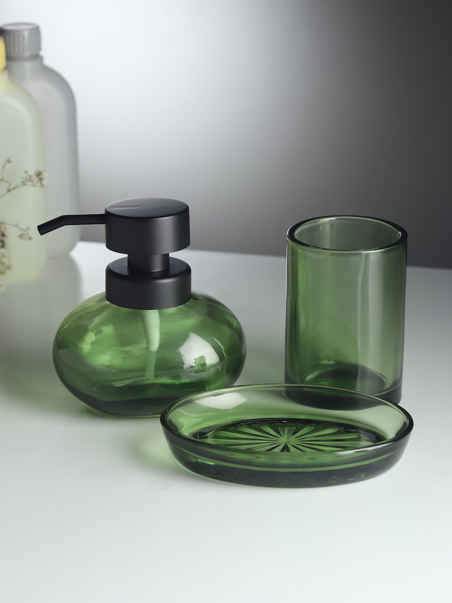 Bramble Green Bathroom Set