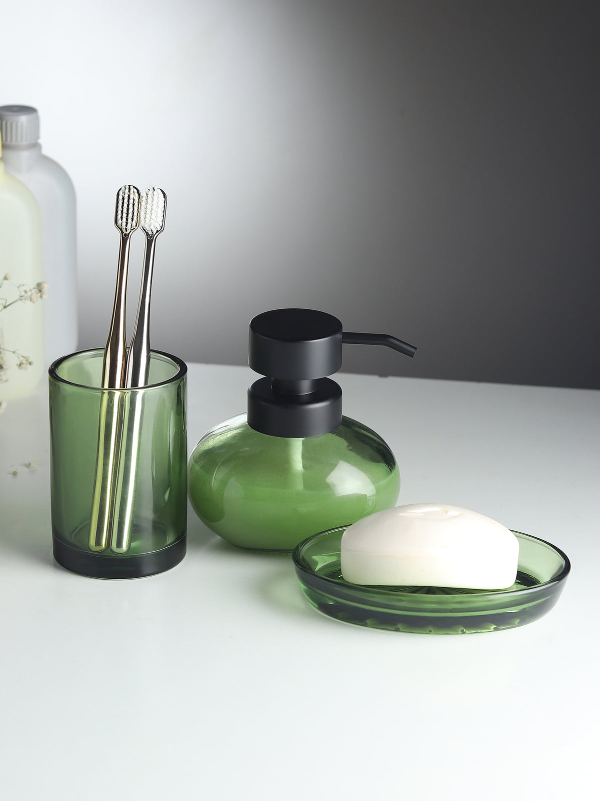 Bramble Green Bathroom Set