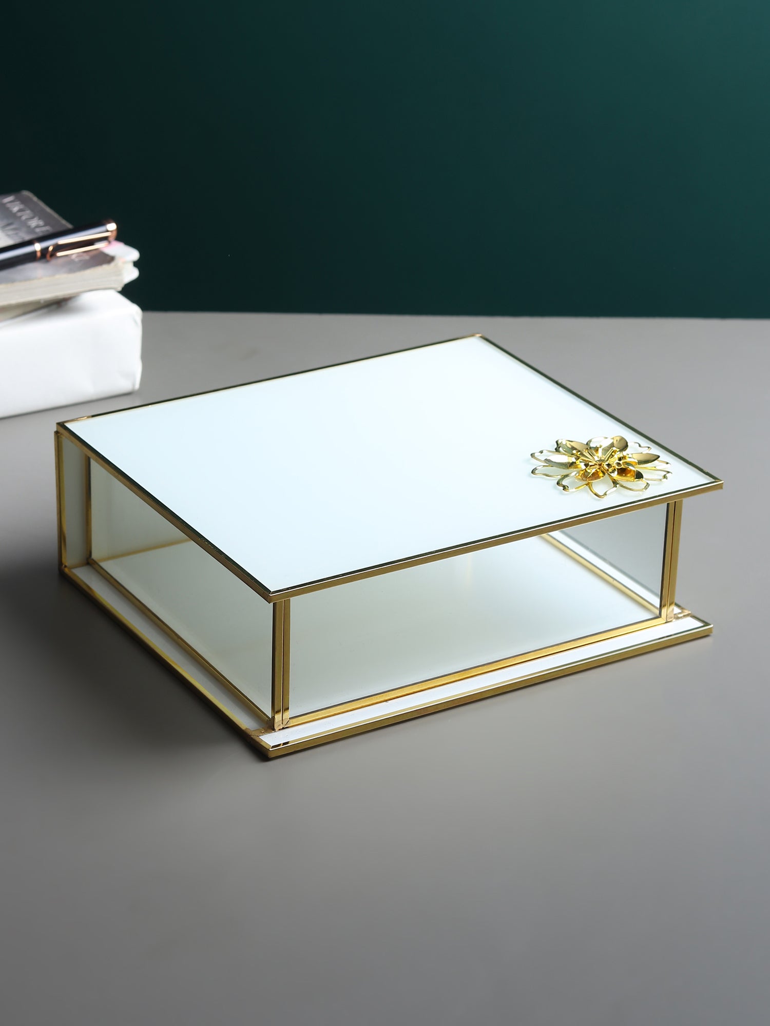 Livia's Flower Large Jewelry Box