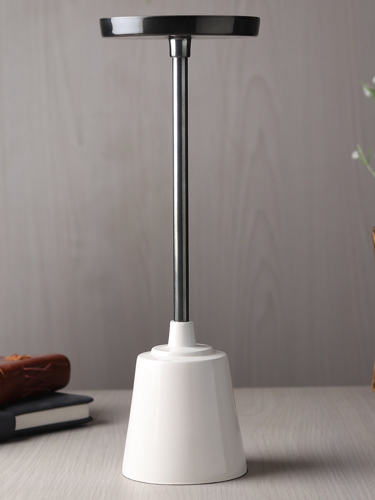 Altura Medio Candle holder Medium
