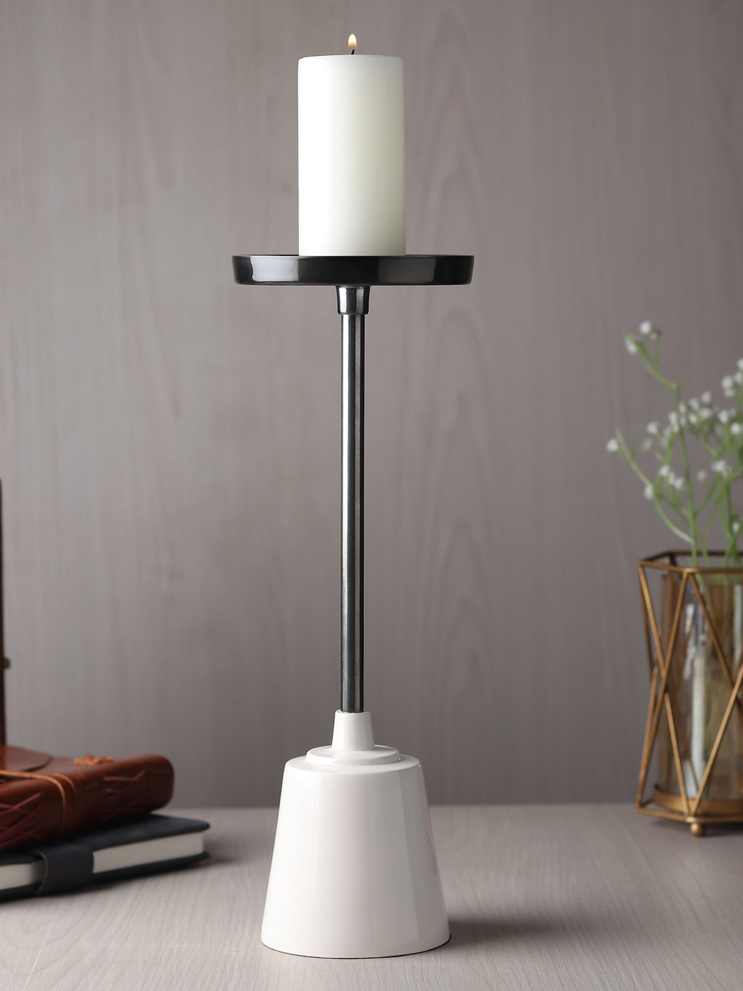 Altura Medio Candle holder Medium