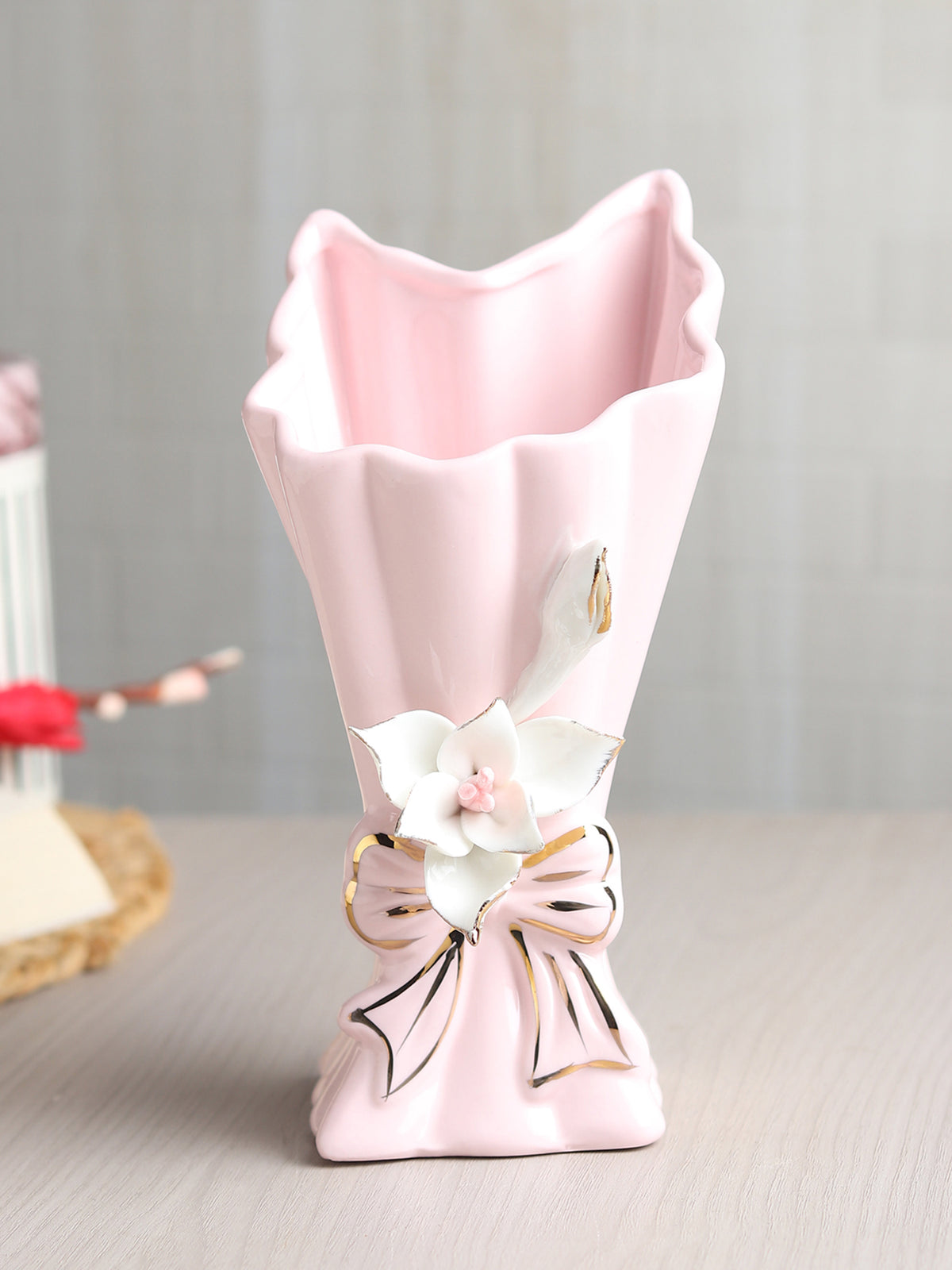 Isolde Fleur Small Pink Porcelain Vase